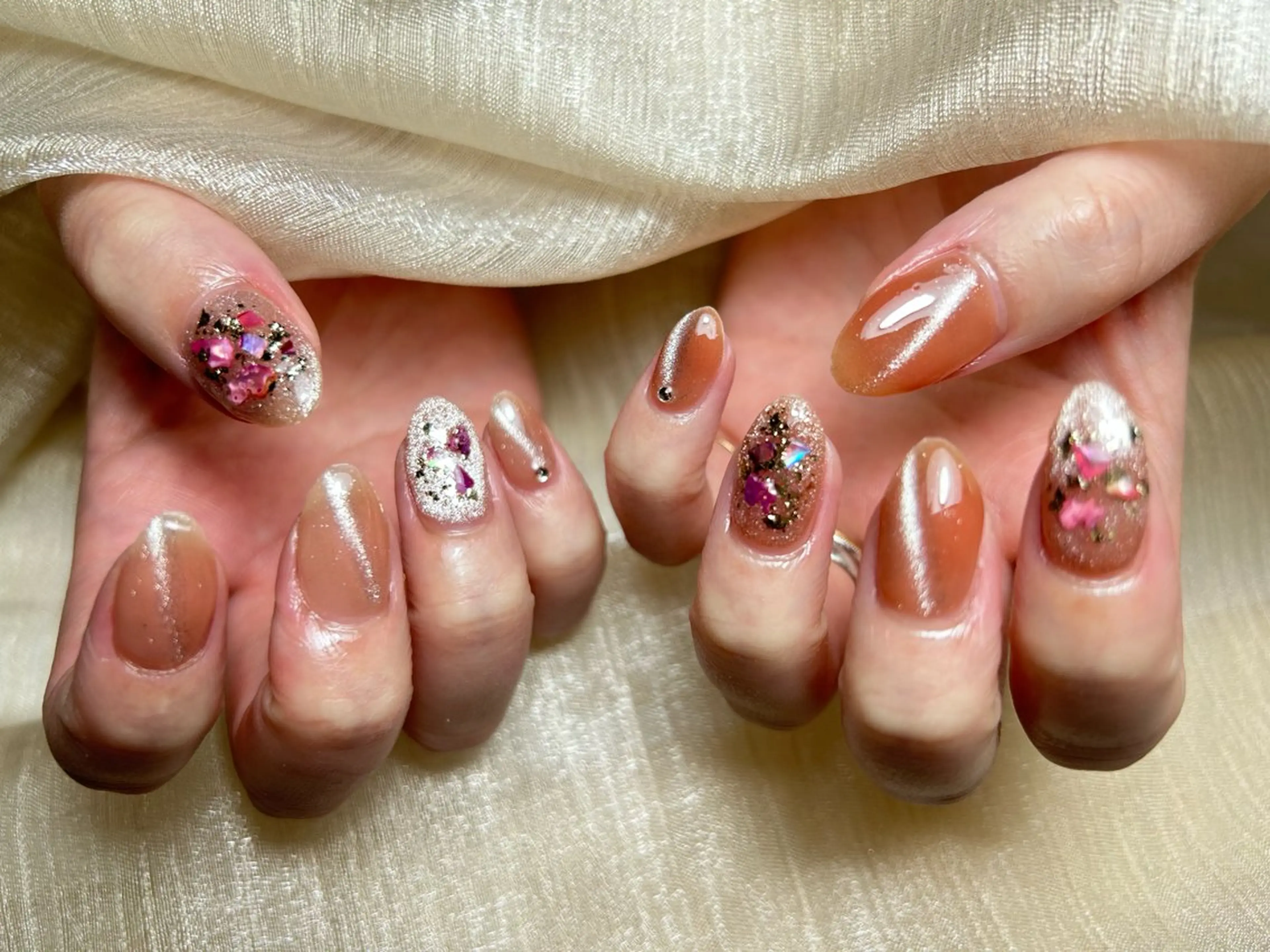 ネイル モナ& ナナのネイルデザイン