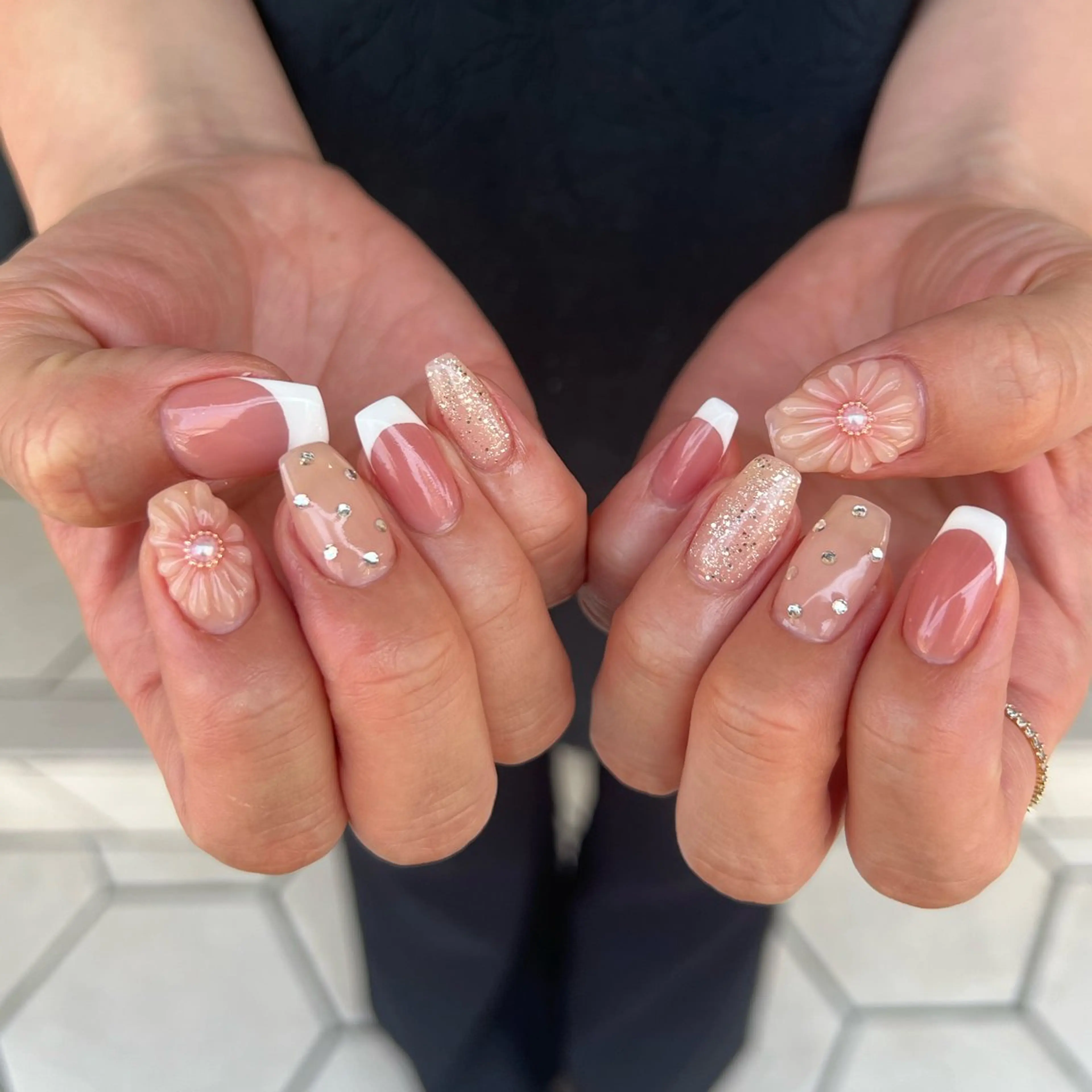 ネイル アートネイル Rommy Arisaのネイルデザイン