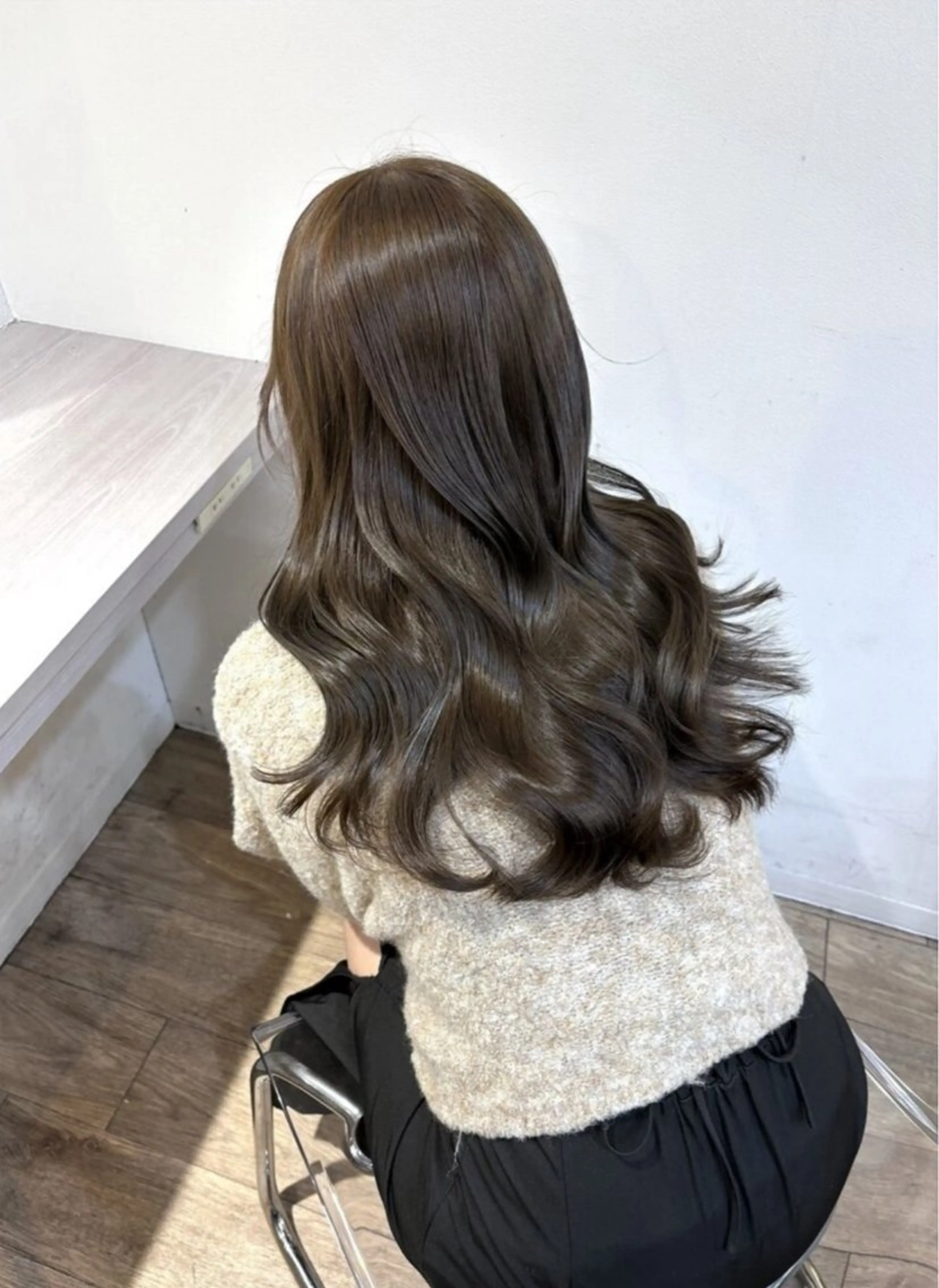 ロング ベージュ／Wカラー/ 神戸元町/RYO.のヘアスタイル