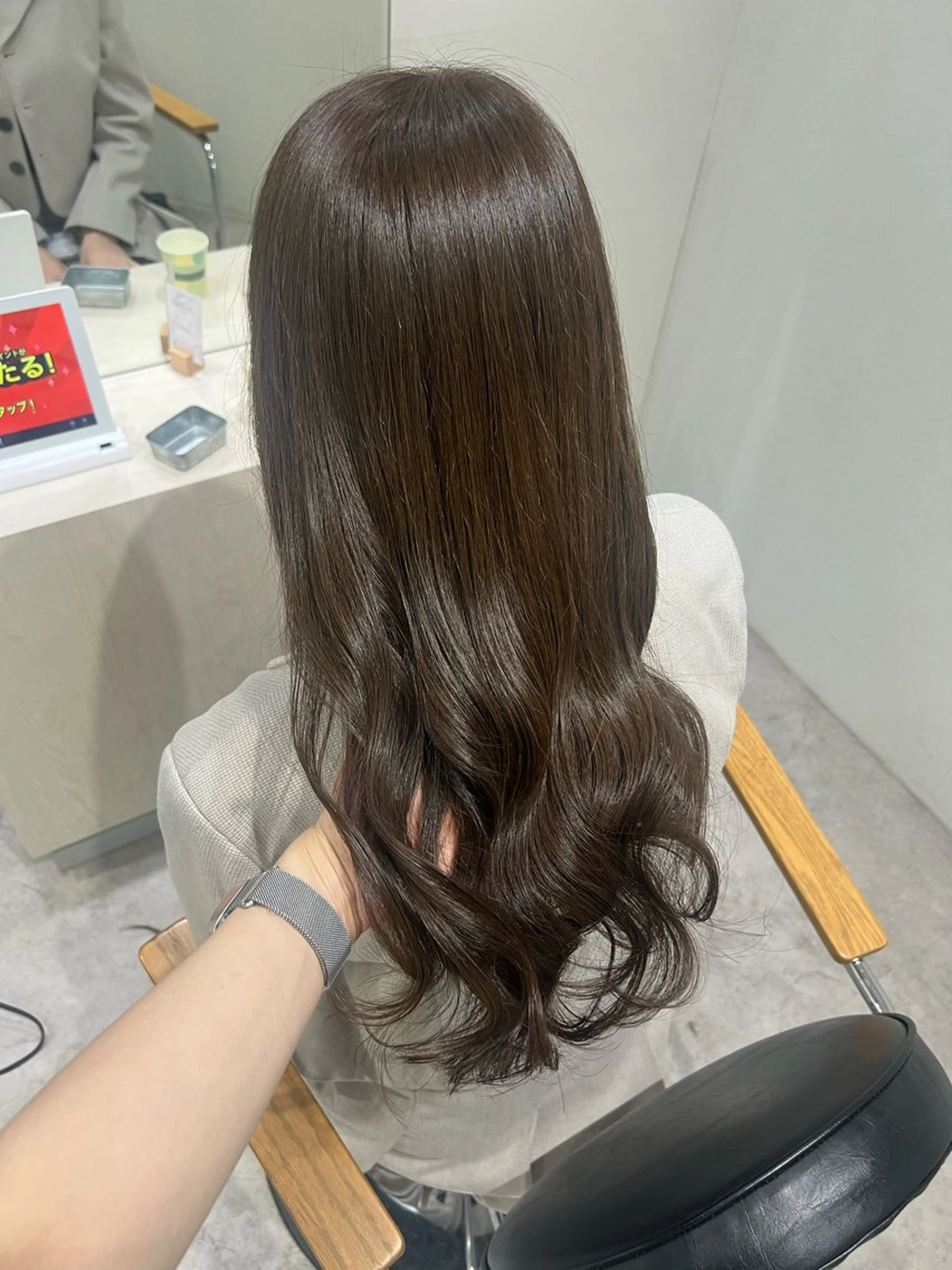 ロング カラー アッシュ アッシュブラウン ブラウンカラー カット ヘアカラー トリートメント 韓国透明感/艶カラー saya🧸🍼のヘアスタイル