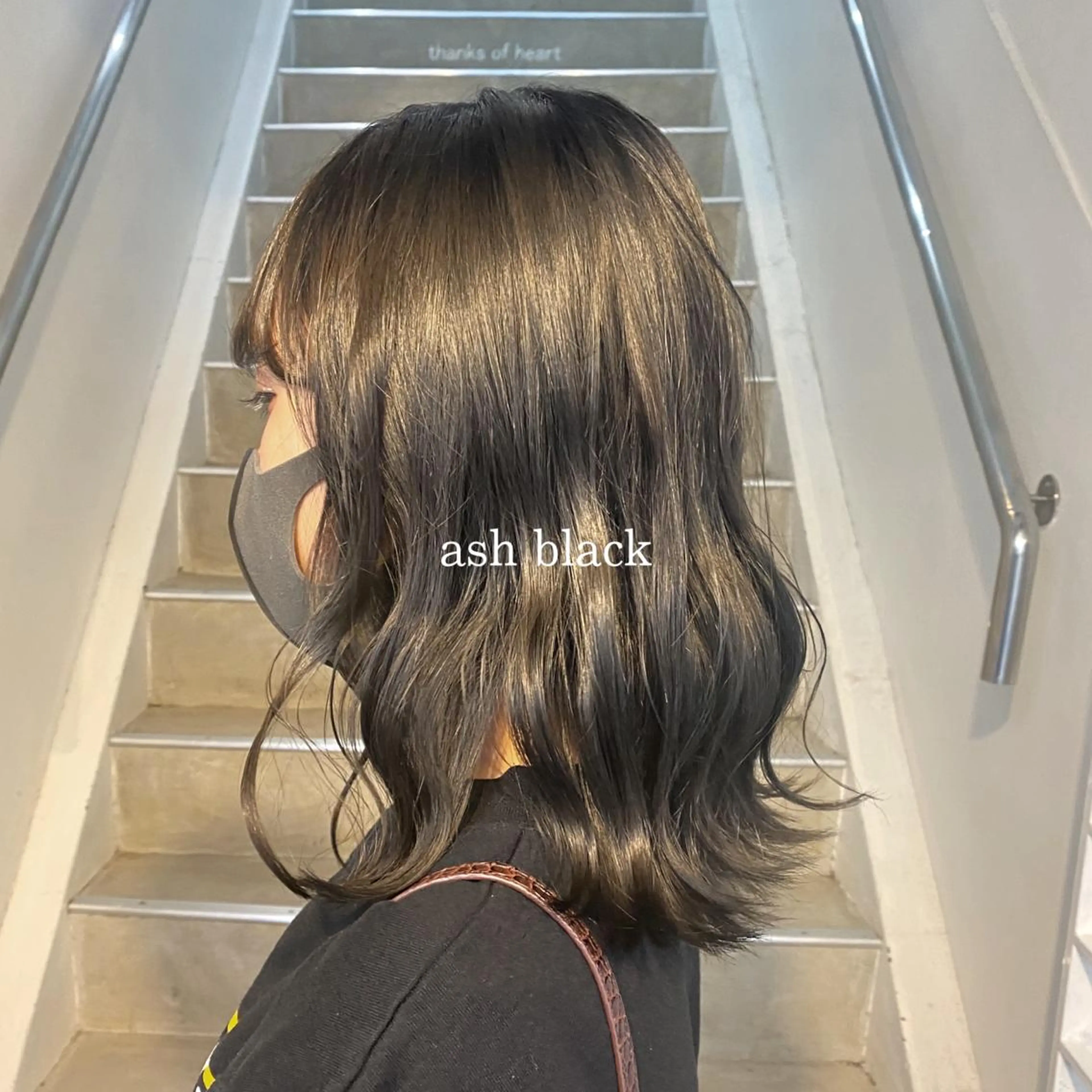 ミディアム カラー 黒髪 透明感カラー ハル🌸柔色/ ブリーチなし/艶髪のヘアスタイル