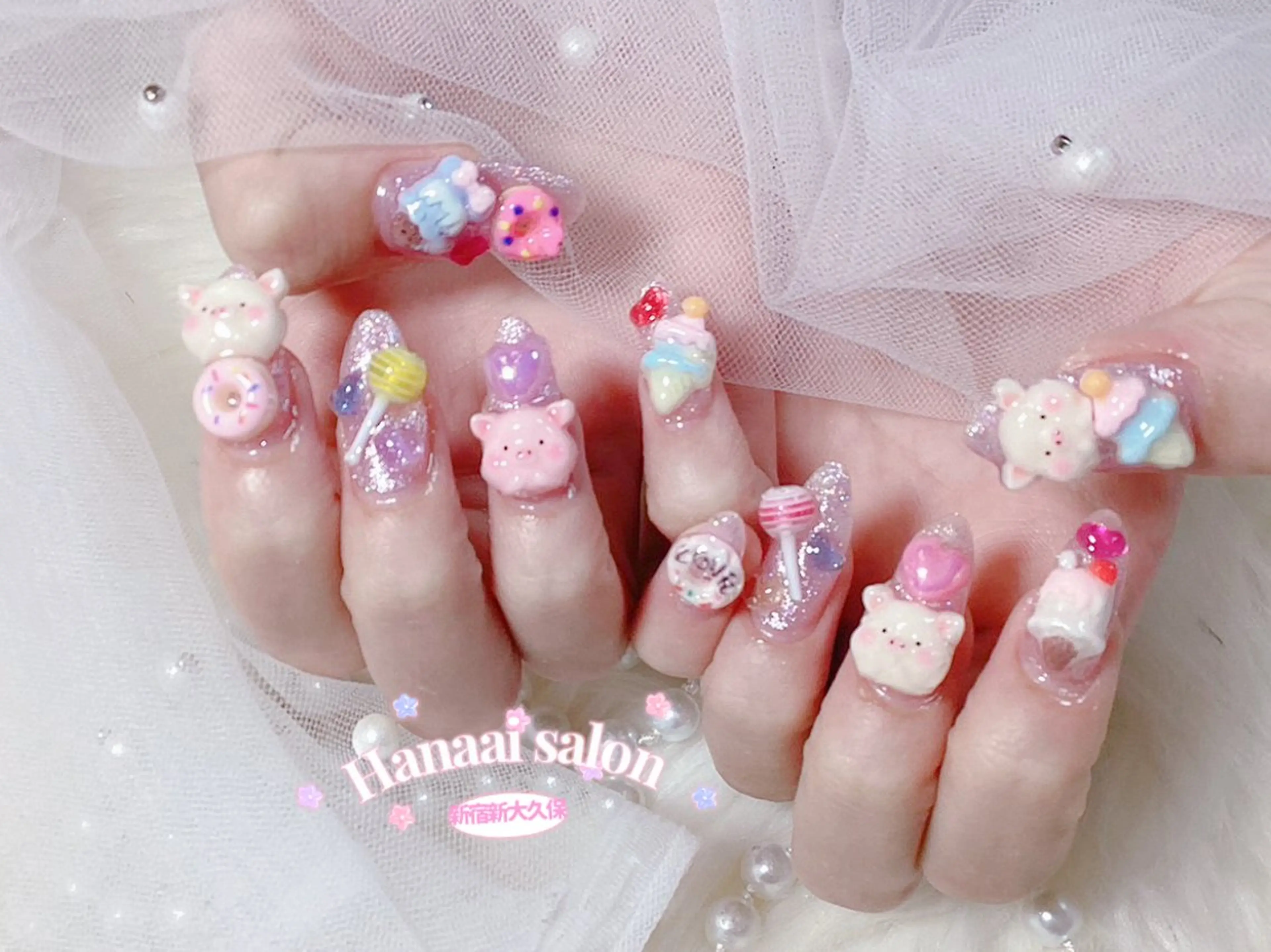 セミロング ハンドネイル Hanaai Salon新宿店のネイルデザイン