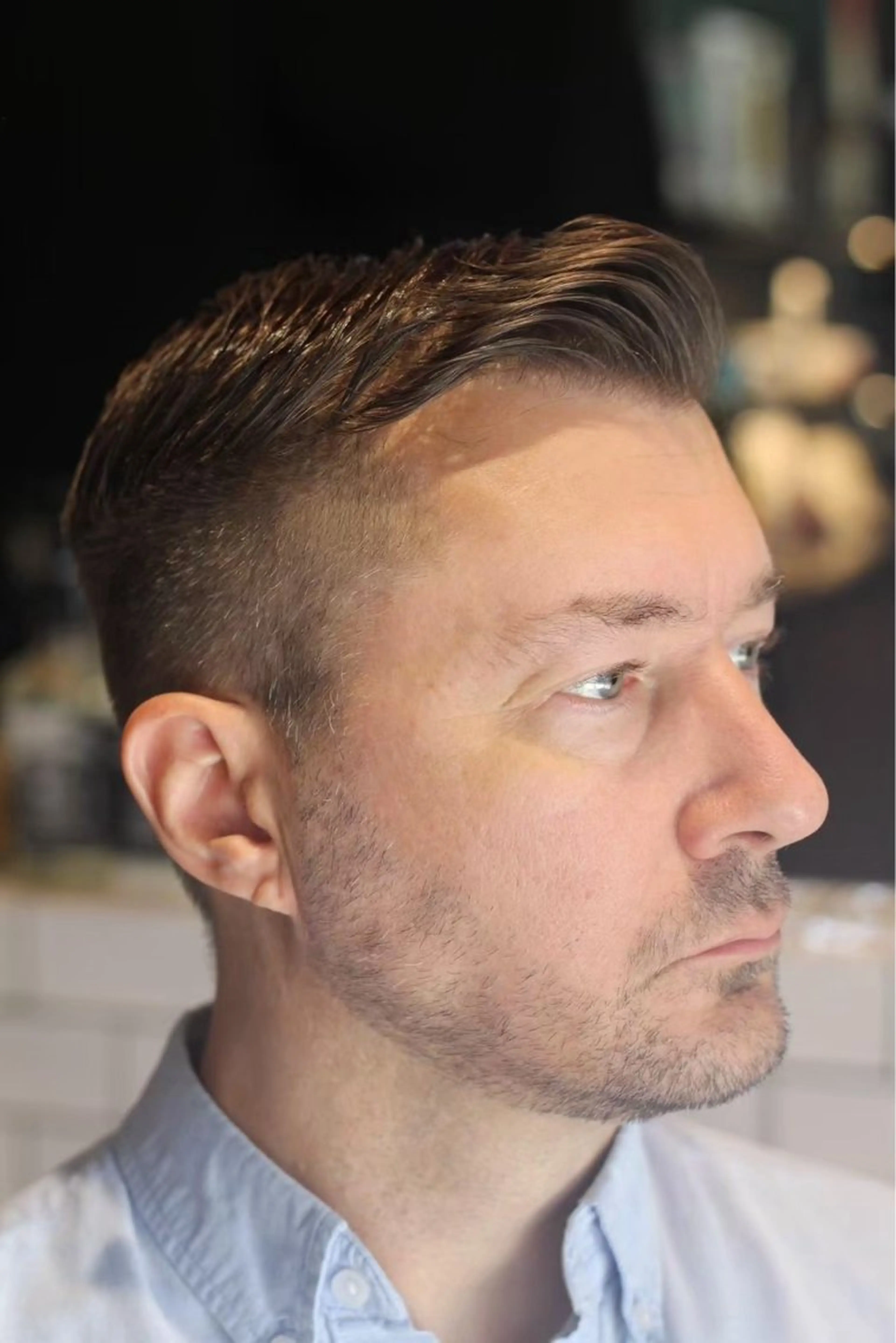 ショート メンズ メンズブリーチ フェードカット メンズパーマ スキンフェード スパイキーショート 名郷 偉織　　メンズカットのヘアスタイル