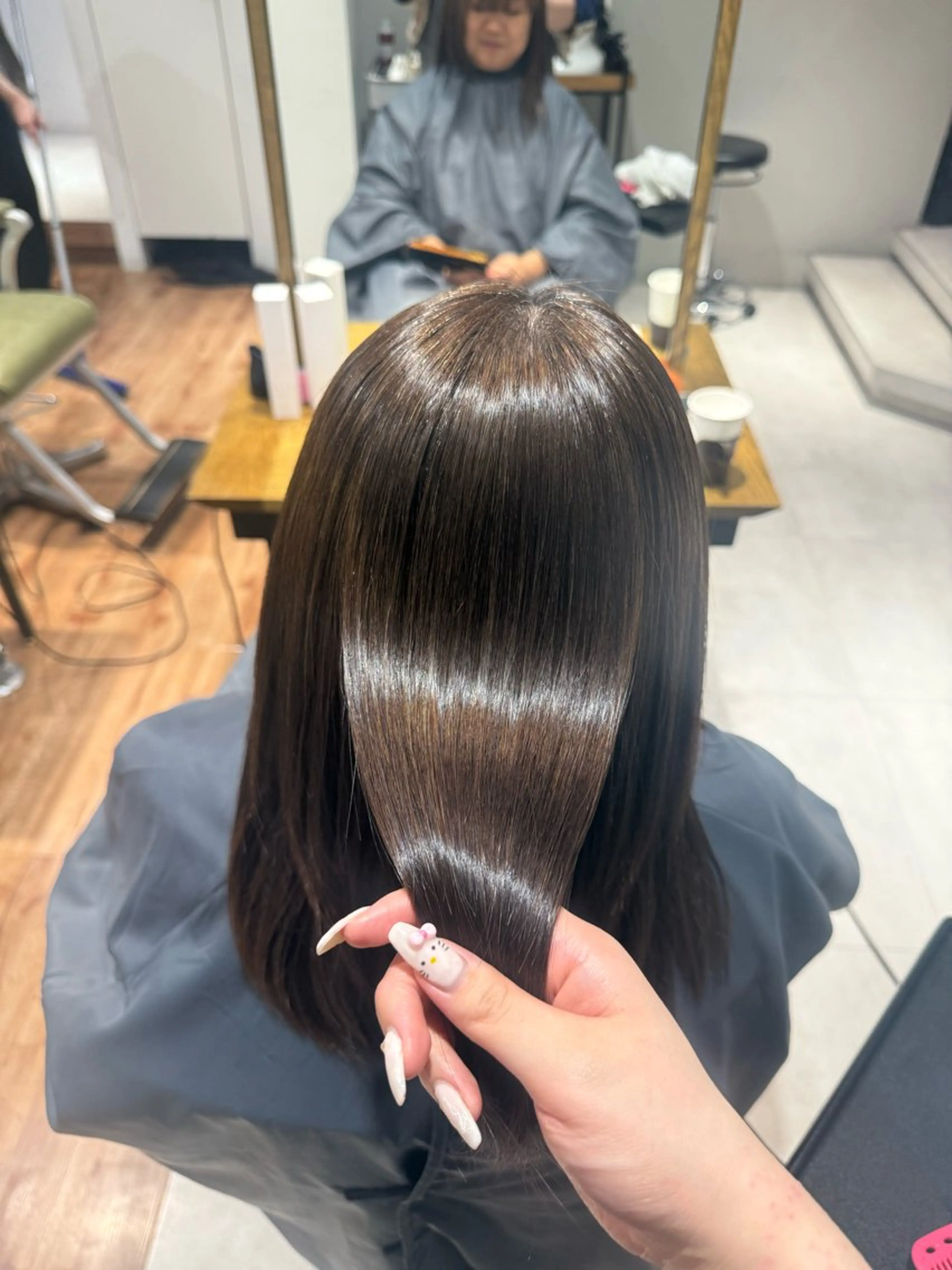 ミディアム 縮毛矯正 かとう きりん🎀🪽のヘアスタイル