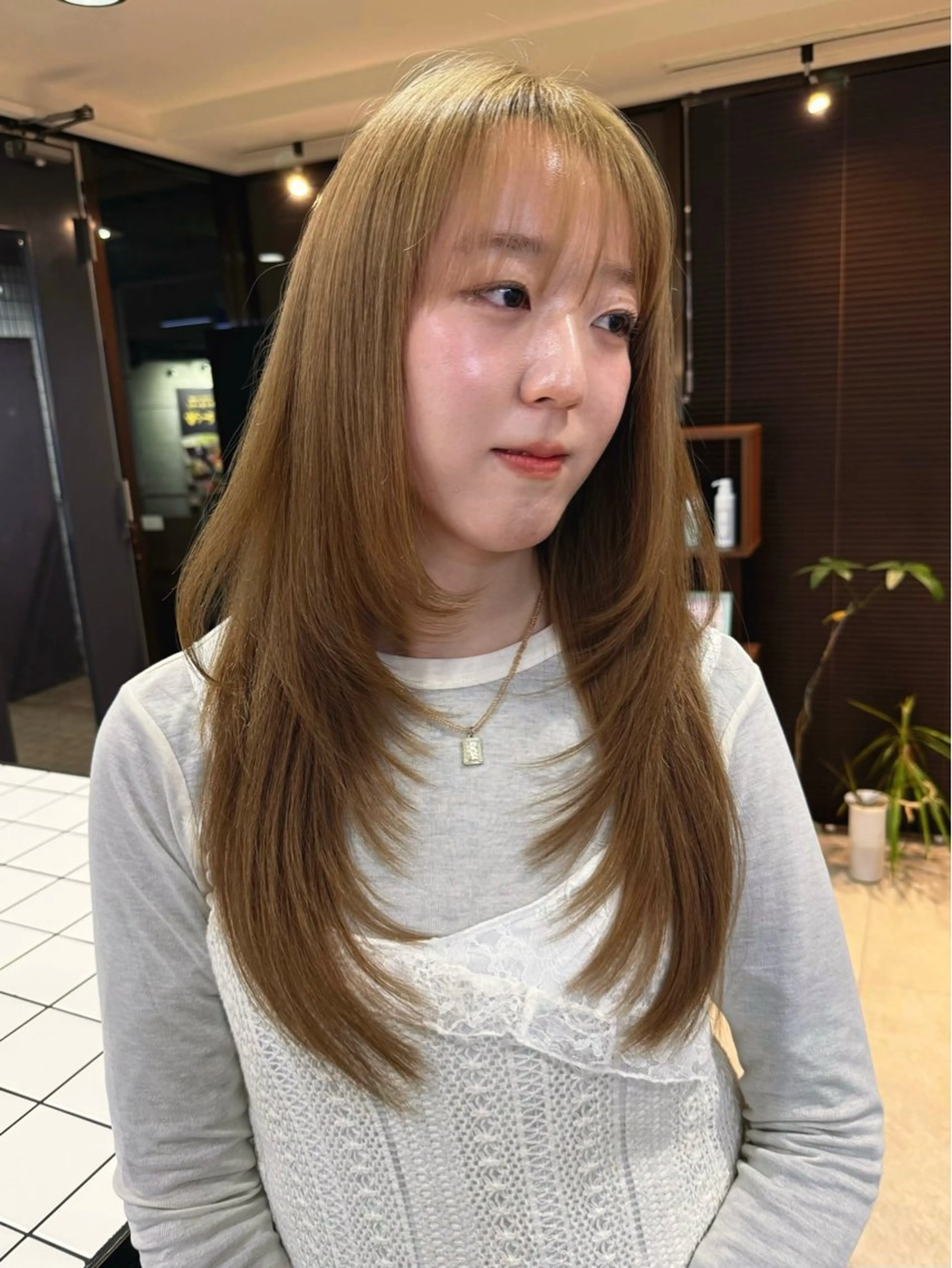 ロング ロングレイヤー レイヤーカット ロング 宮嶋 蓮のヘアスタイル