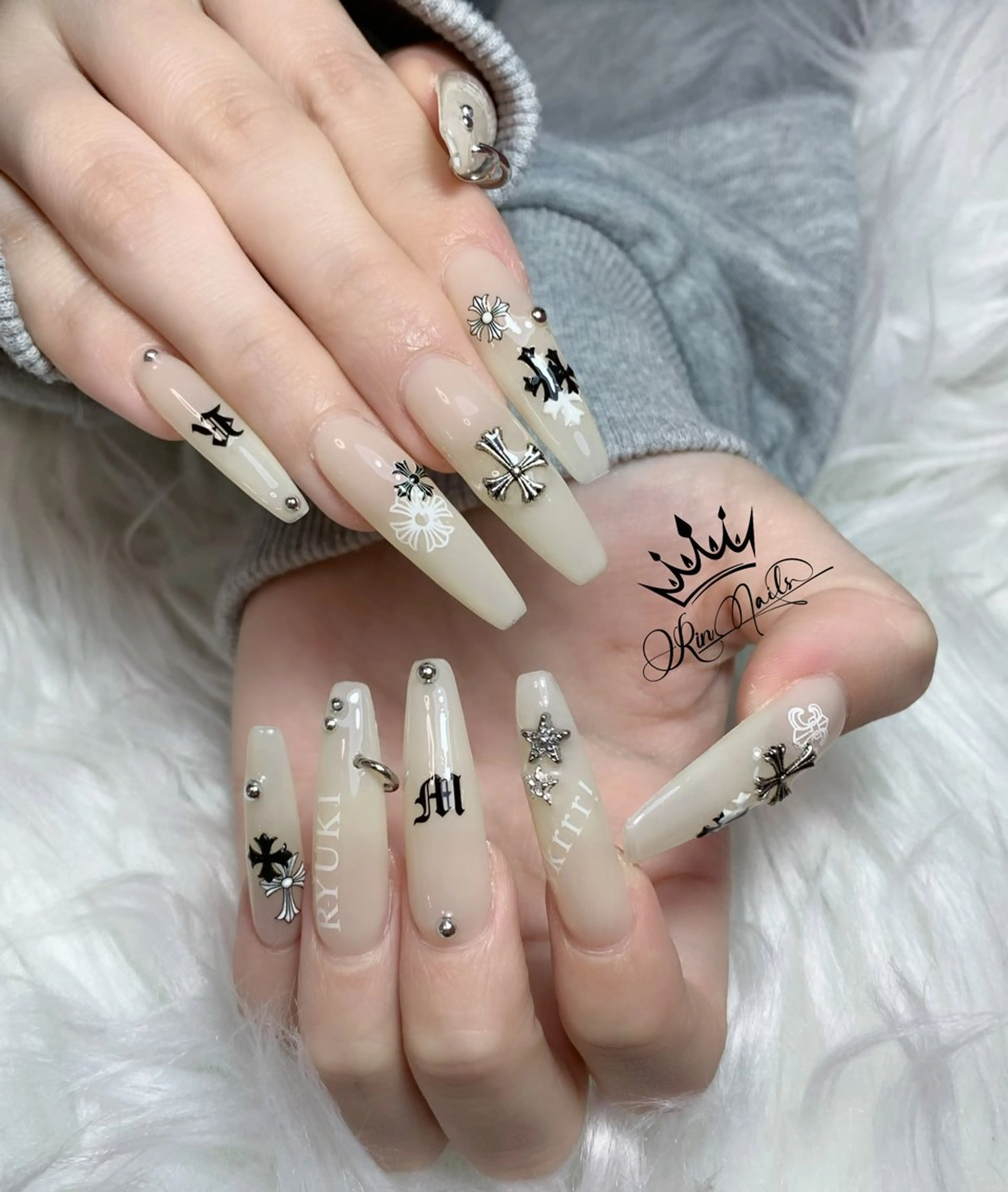 ネイル Rin.nails ネイルサロンのネイルデザイン
