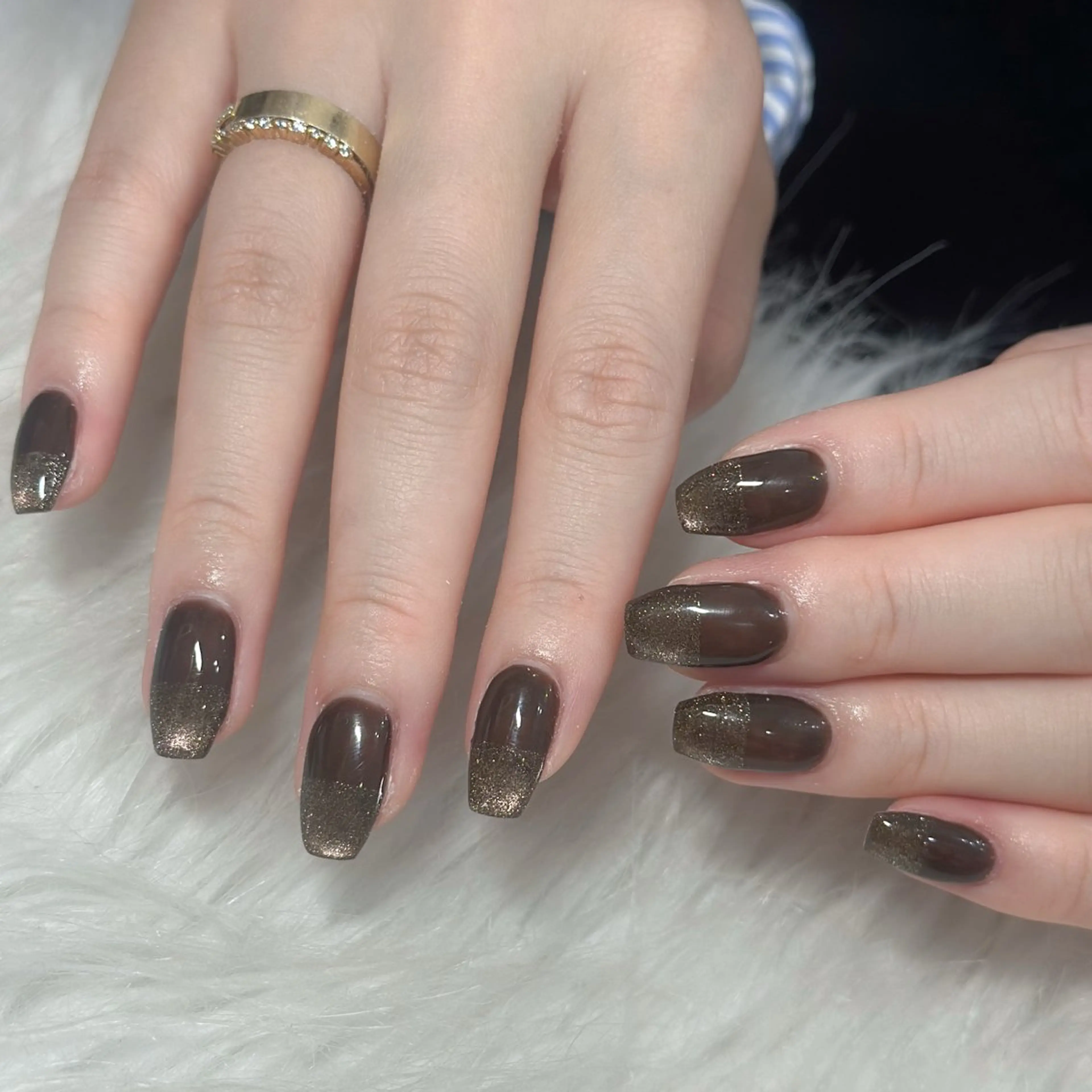 ネイル ハンドネイル フットネイル LAVISH nanamiのネイルデザイン