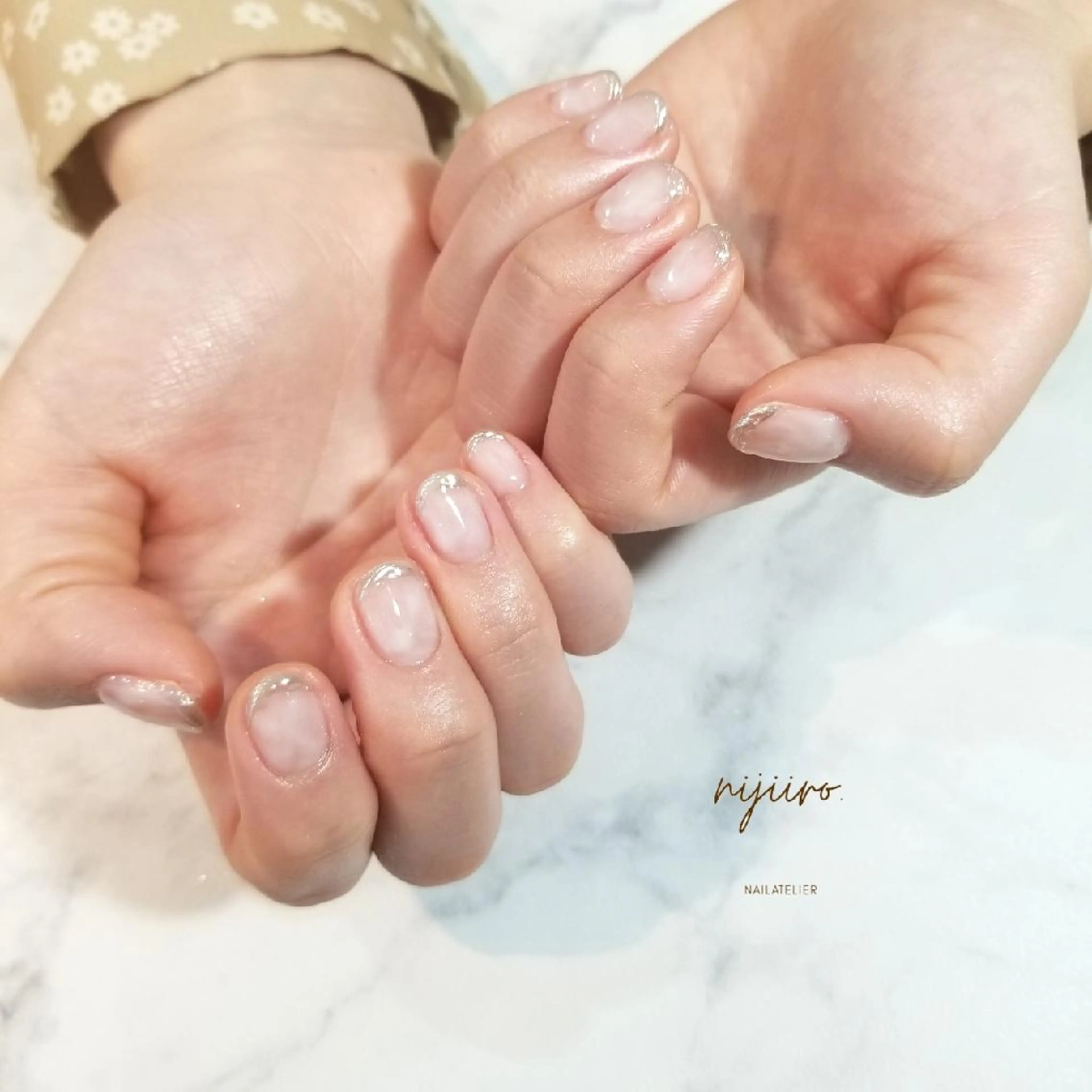 ネイル フレンチネイル ミラーネイル ハンドネイル nijiiro🌈 サトウのネイルデザイン