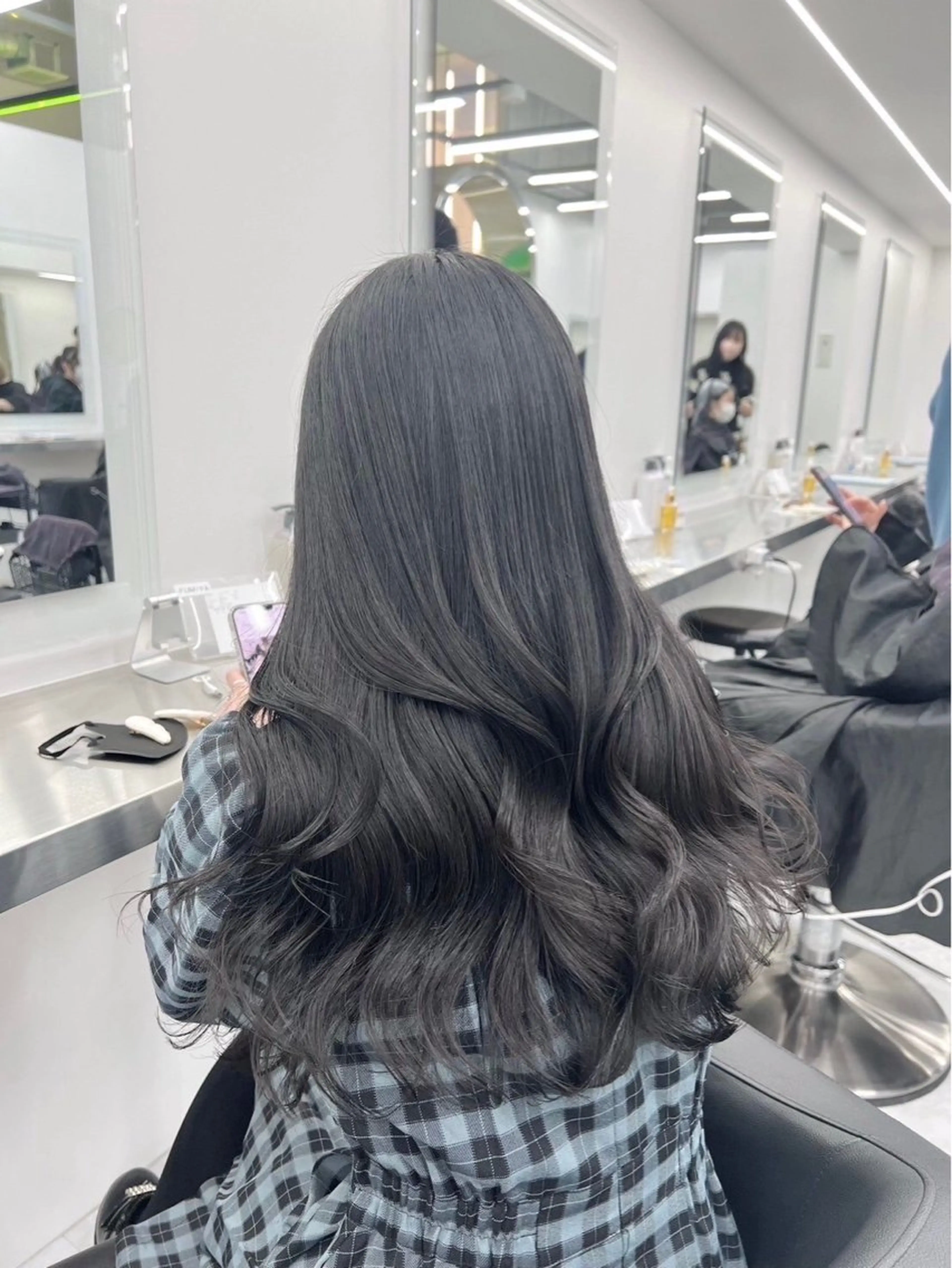 ロング みいな🍒 暖色カラー/レイヤーのヘアスタイル