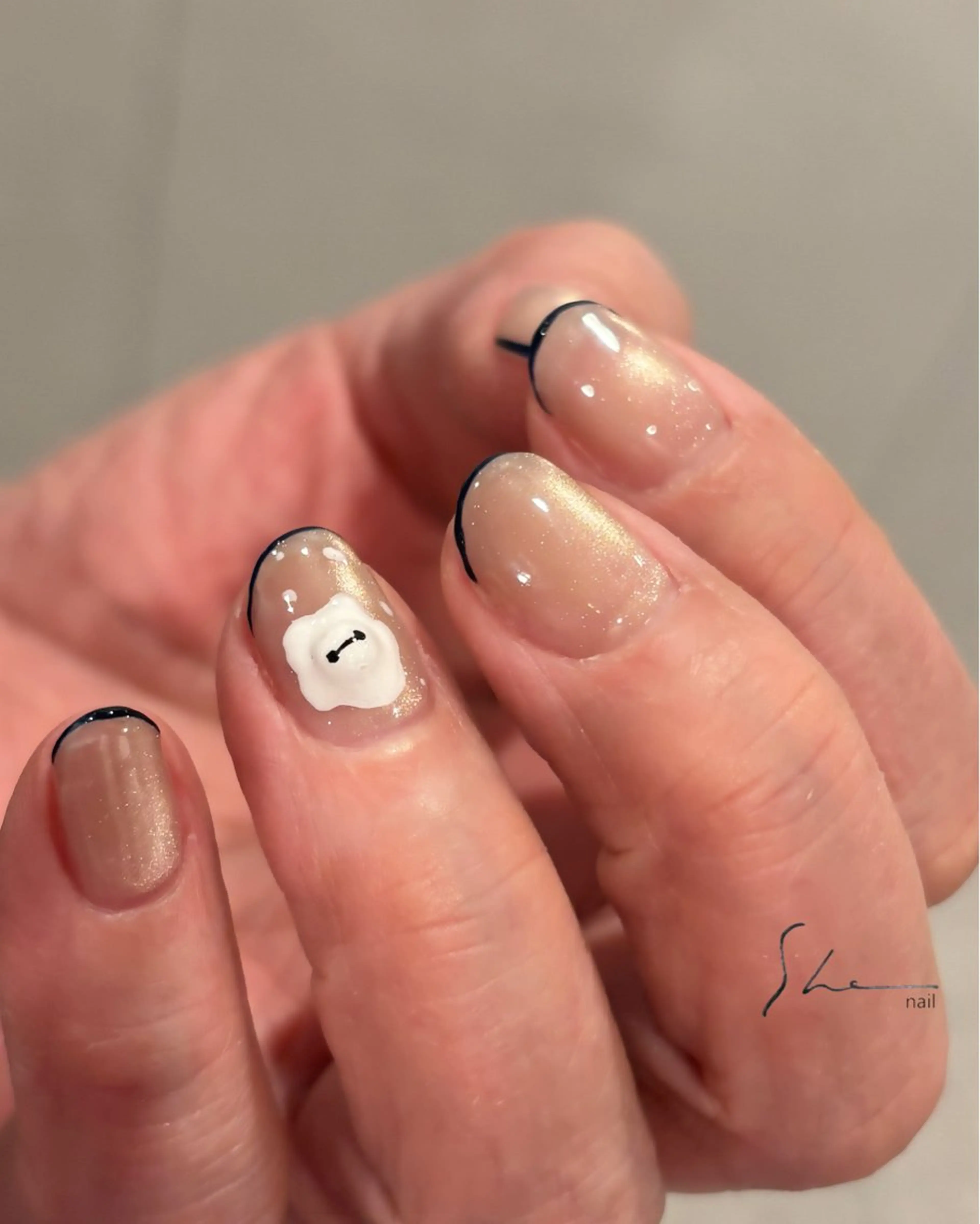 ネイル ハンドネイル SHE所属・SHE adusaのネイルデザイン