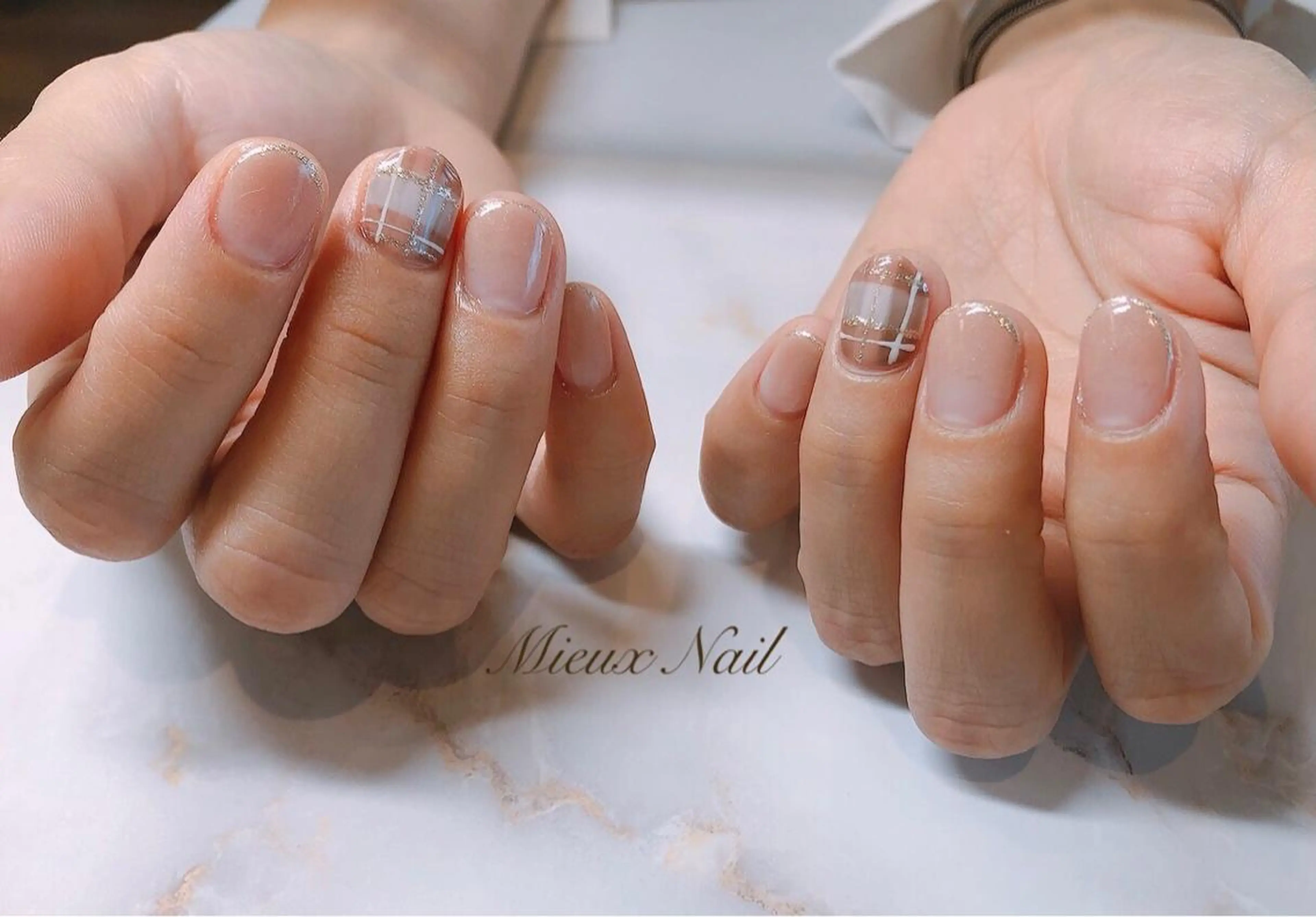 ネイル フレンチネイル 市川 麻衣子のネイルデザイン