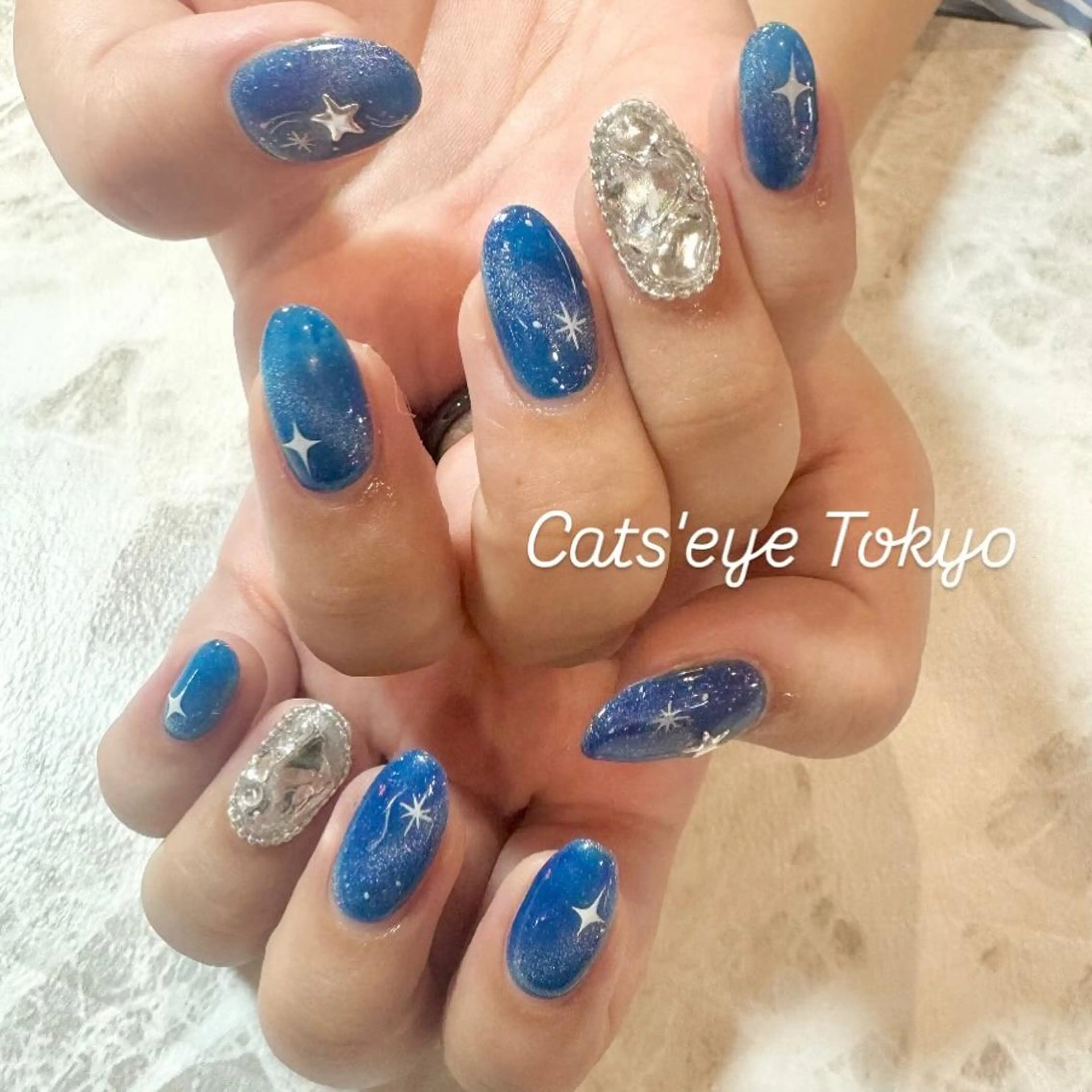 ネイル アートネイル ジェルネイル キラキラネイル マグネットネイル ミラーネイル Cat's eye TOKYO 新宿店のネイルデザイン