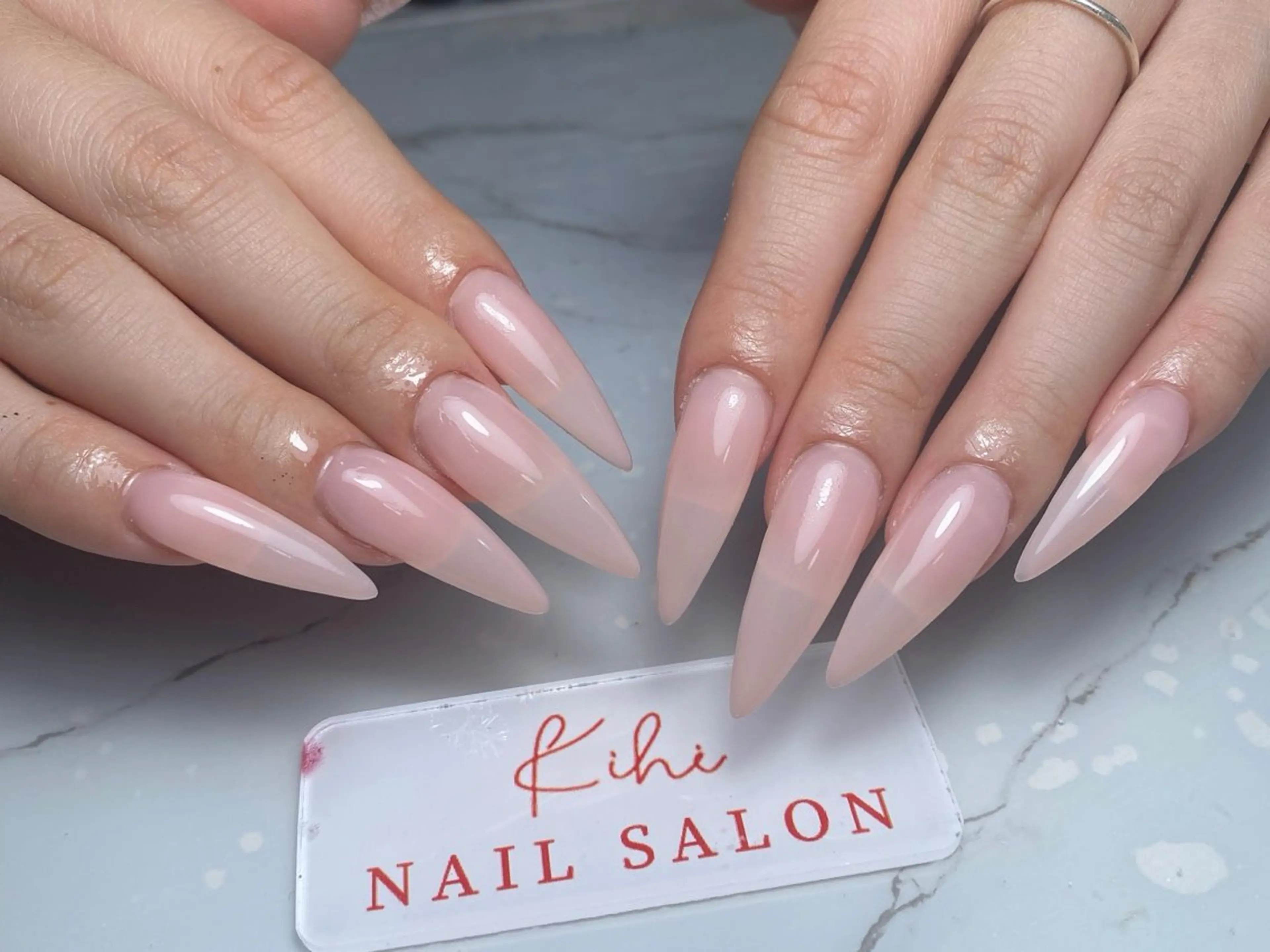 ネイル アートネイル フレンチネイル ジェルネイル グラデーション 韓国ネイル ハンドネイル ハンドケア さくら💮💮 【オフ無料】のネイルデザイン