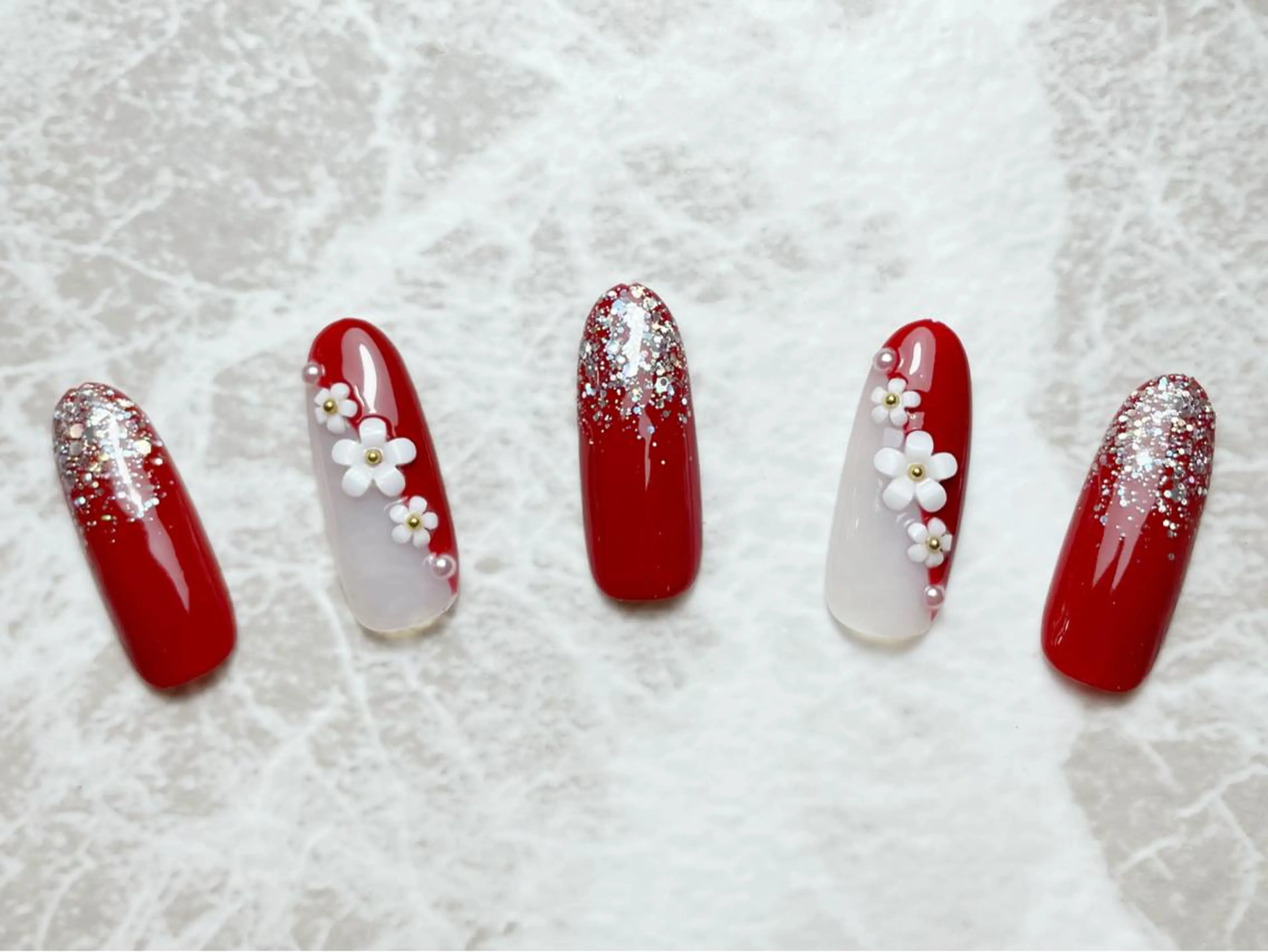 ネイル ハンドネイル マジック ミラーのネイルデザイン