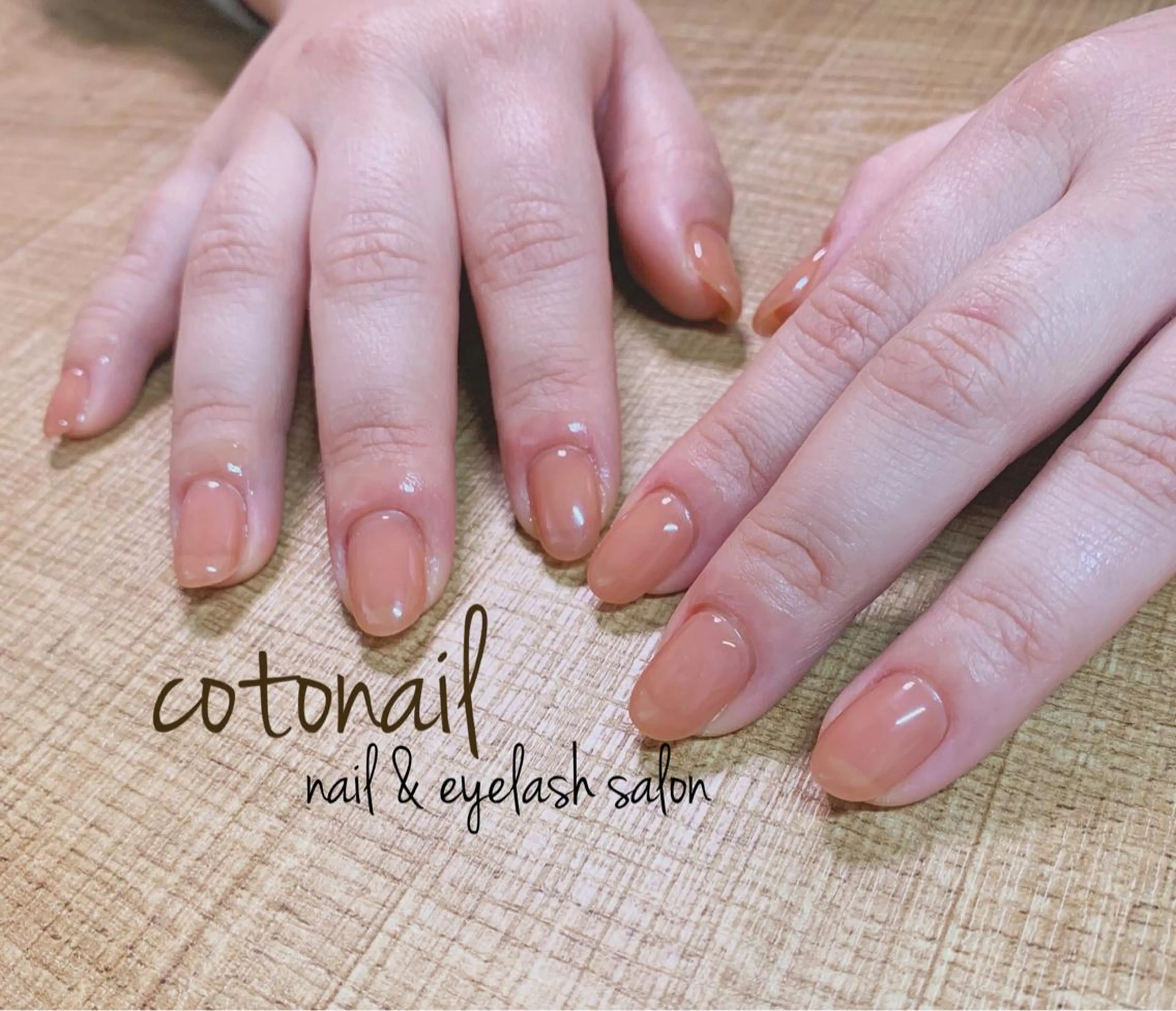 ショート ネイル ハンドネイル ツメトマツゲ .のネイルデザイン