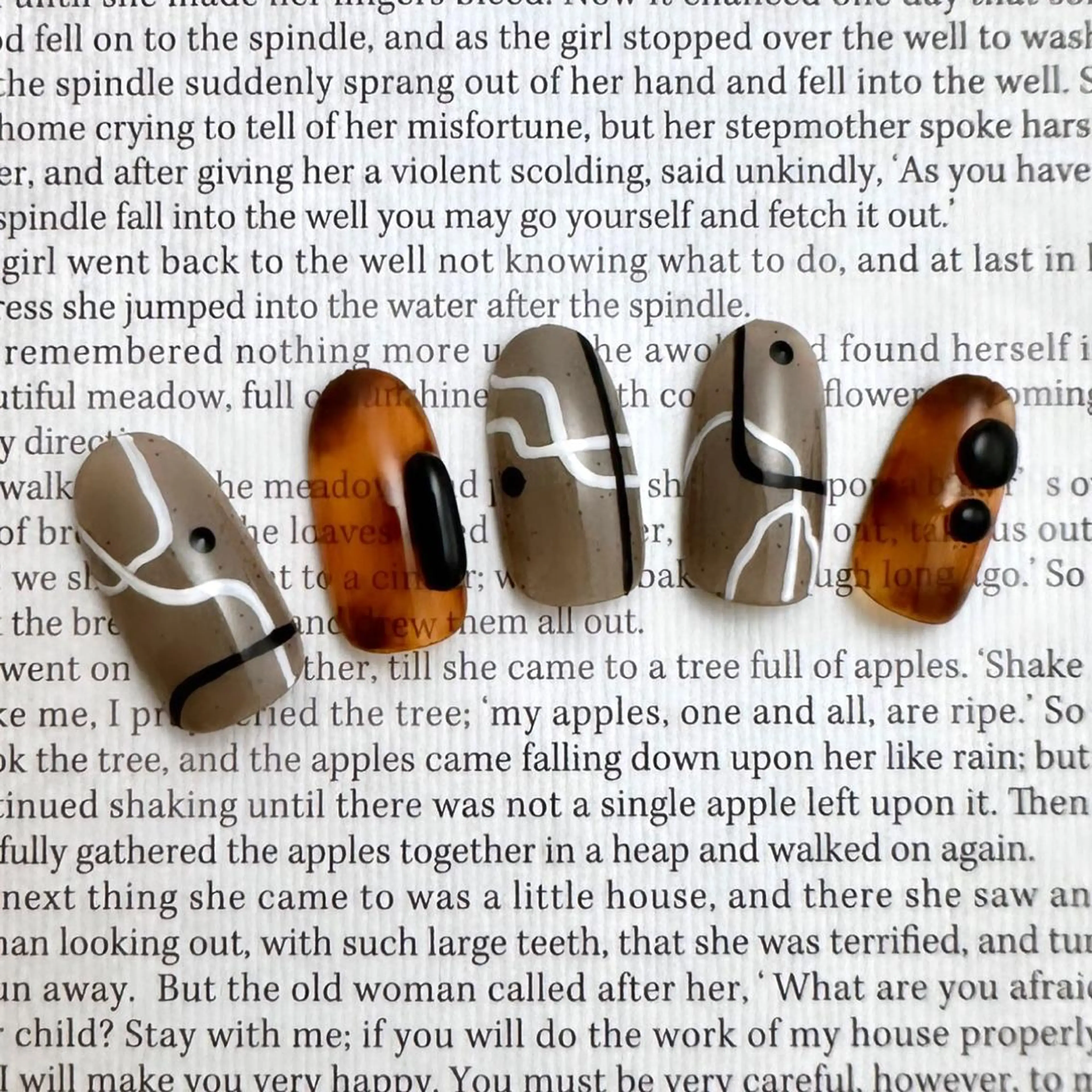 ネイル joliesse【ジョリエス】所属・JOLIESSE Ayumiのネイルデザイン