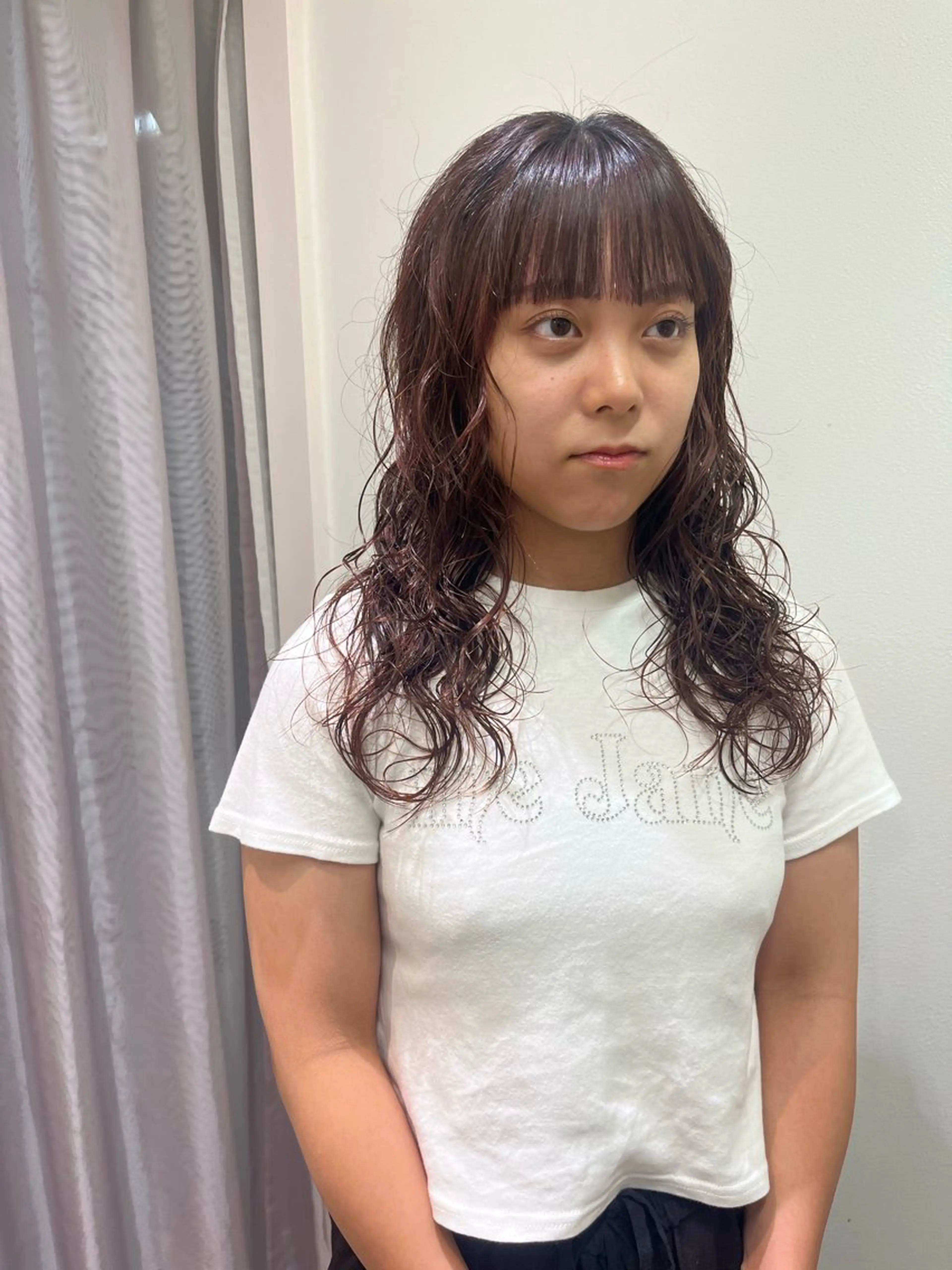 ミディアム パーマ カット パーマ トリートメント 松村 澪里のヘアスタイル