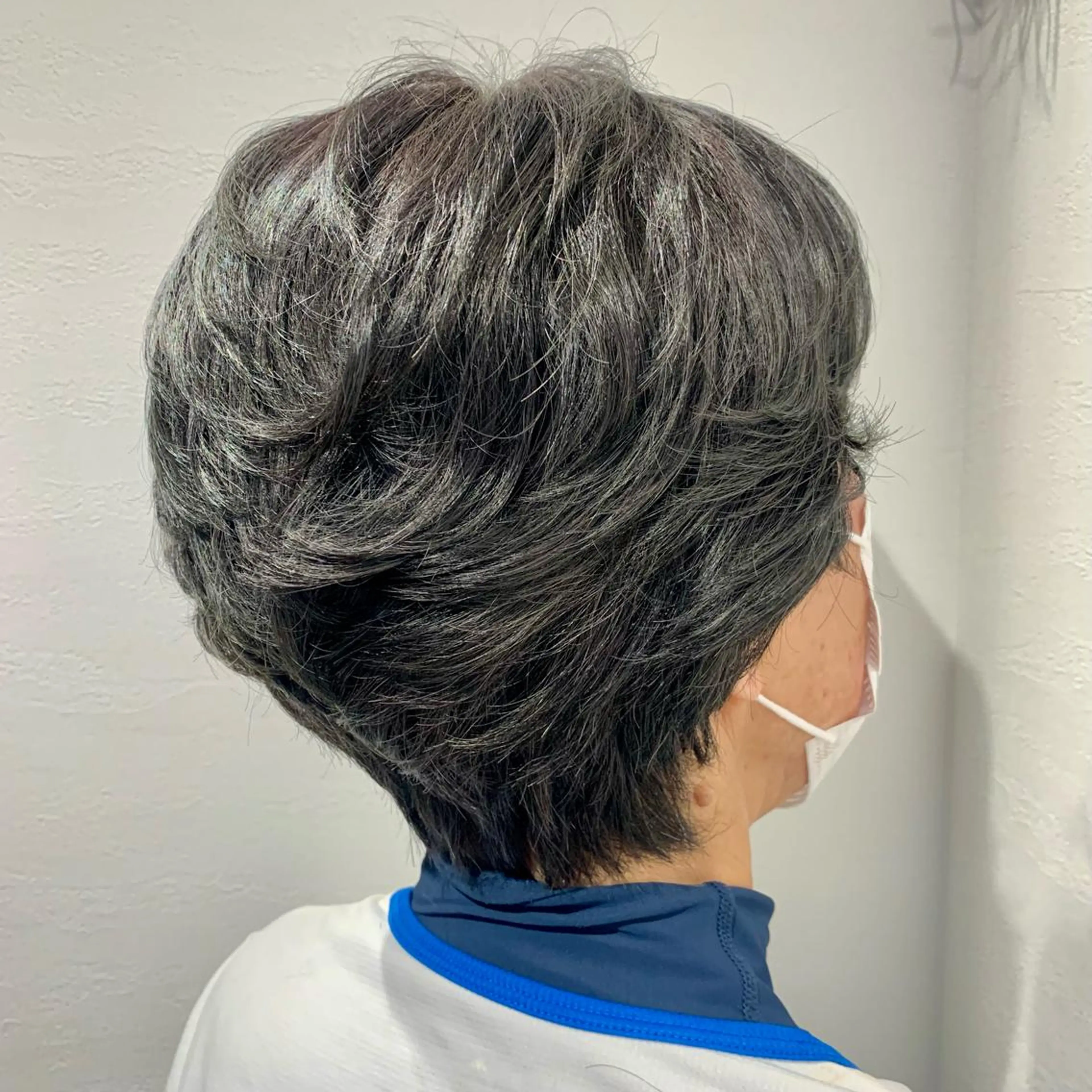 ショート カラー カット ショート×カラー 🦊堀米早紀【荻窪】のマツエク・マツパデザイン