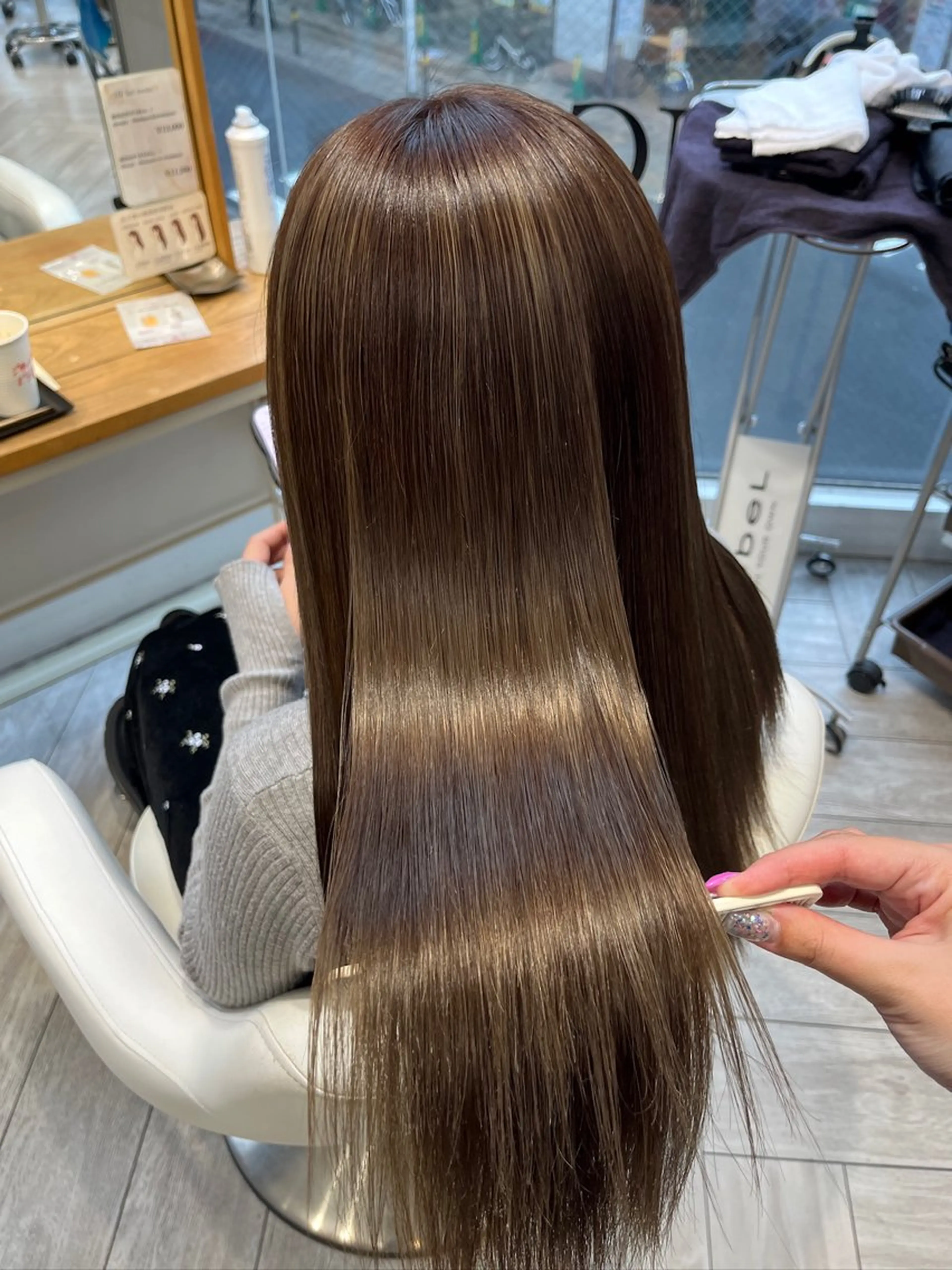 ロング ハイライト カット ヘアカラー トリートメント AVANCE. chisatoのヘアスタイル