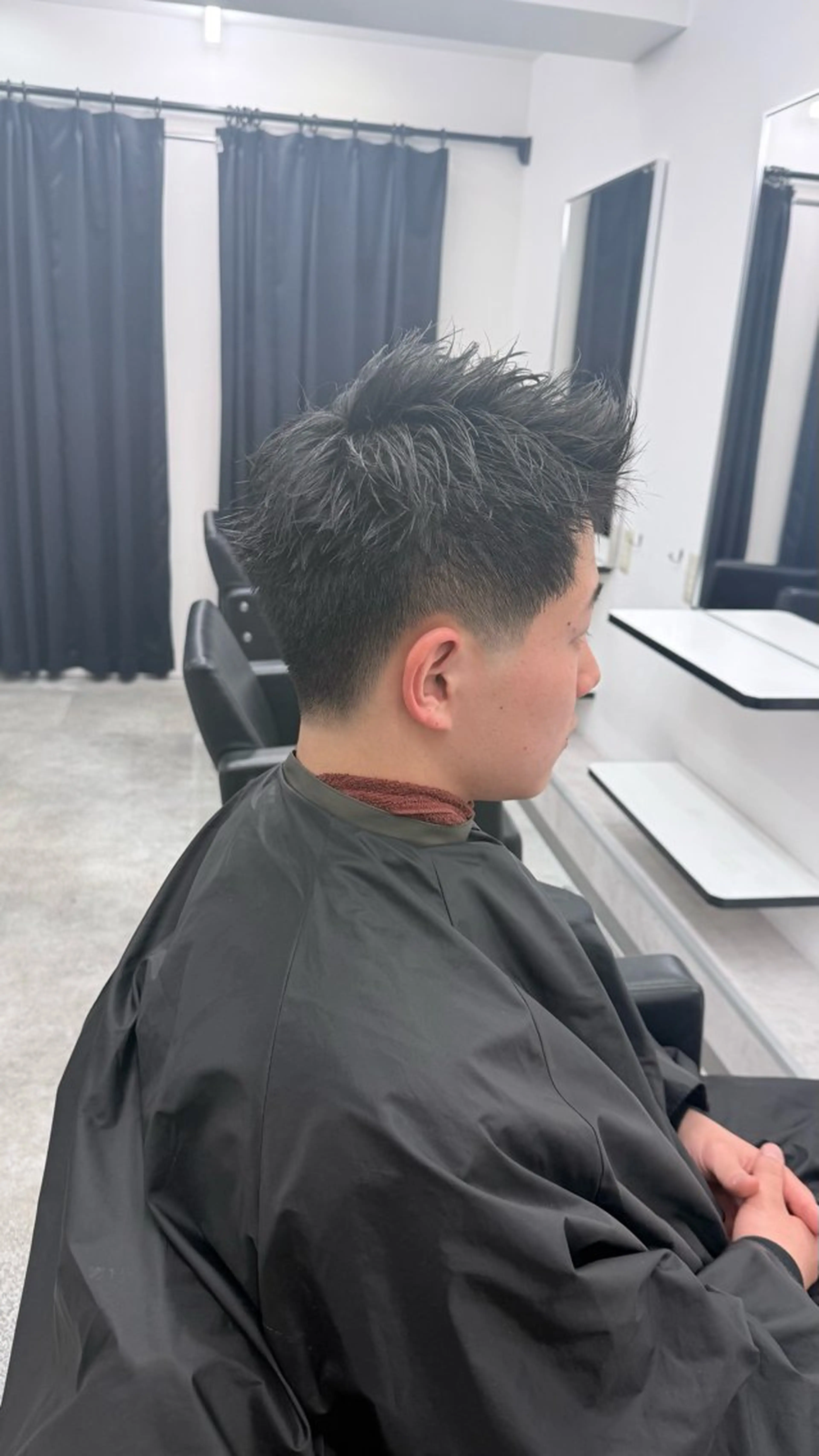 メンズ フェードカット メンズ特化美容師 安藤瑠希のヘアスタイル