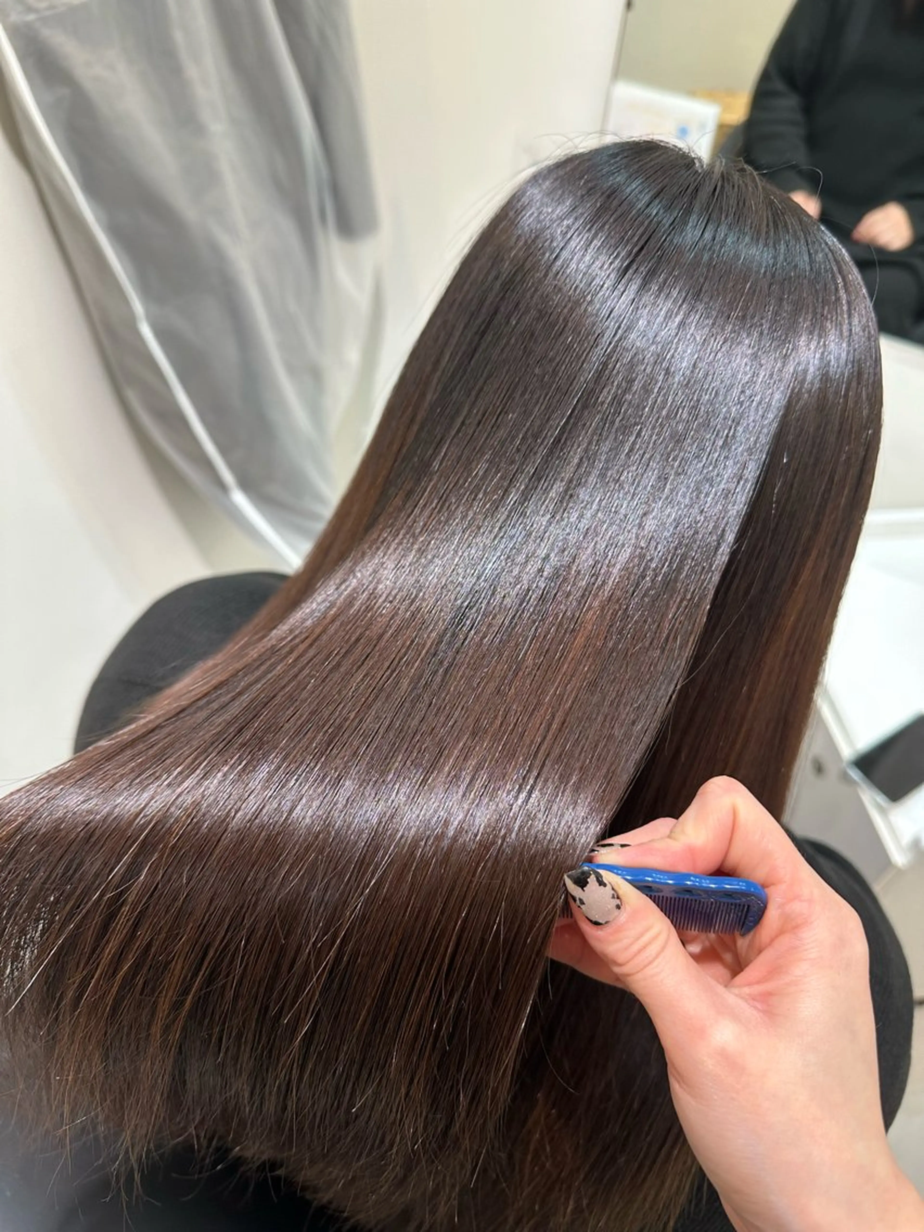 セミロング Emuest心斎橋 SAKIのヘアスタイル