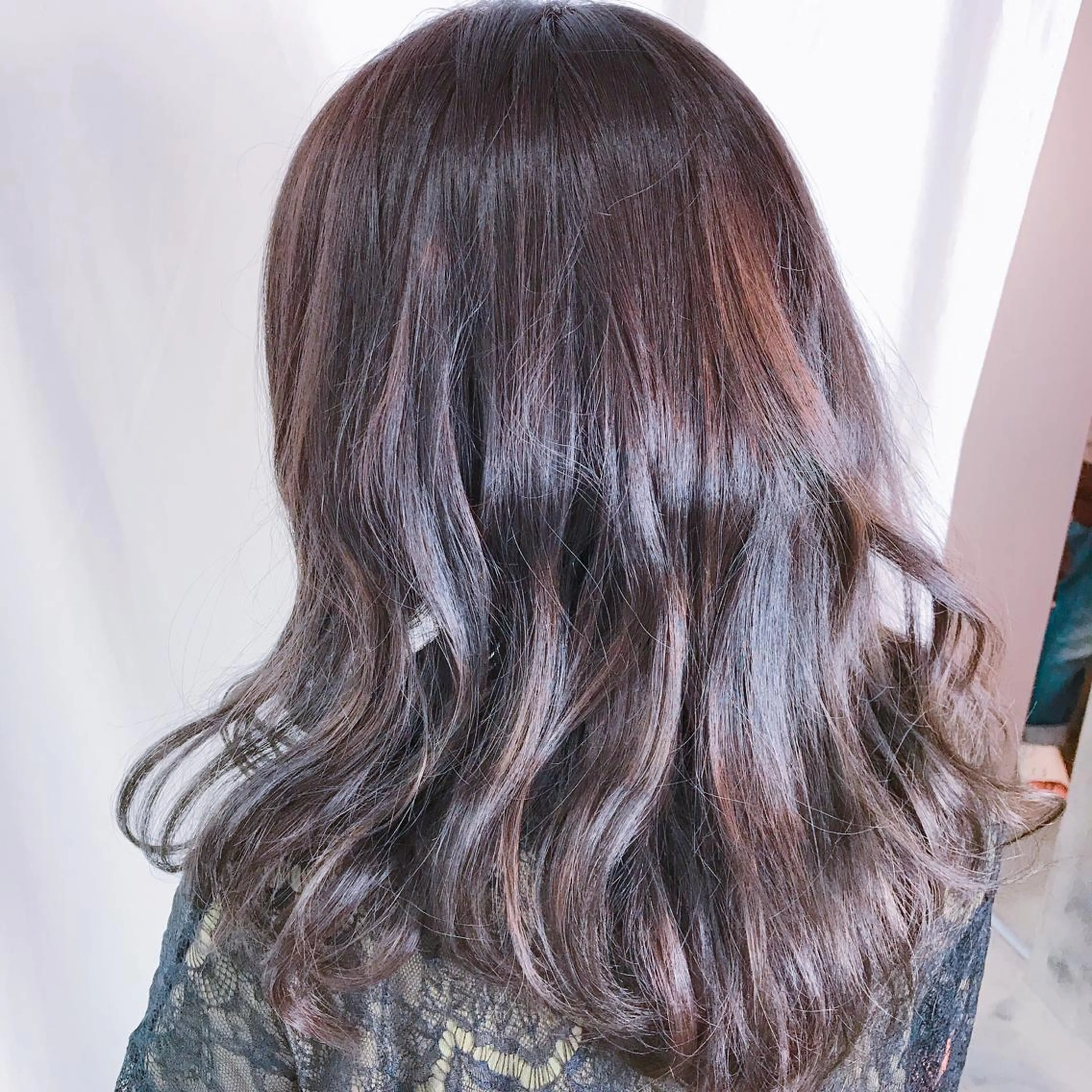 ロング カラー グレージュ イルミナカラー 🌈限定価格🌈 鈴木　瑛輔のヘアスタイル