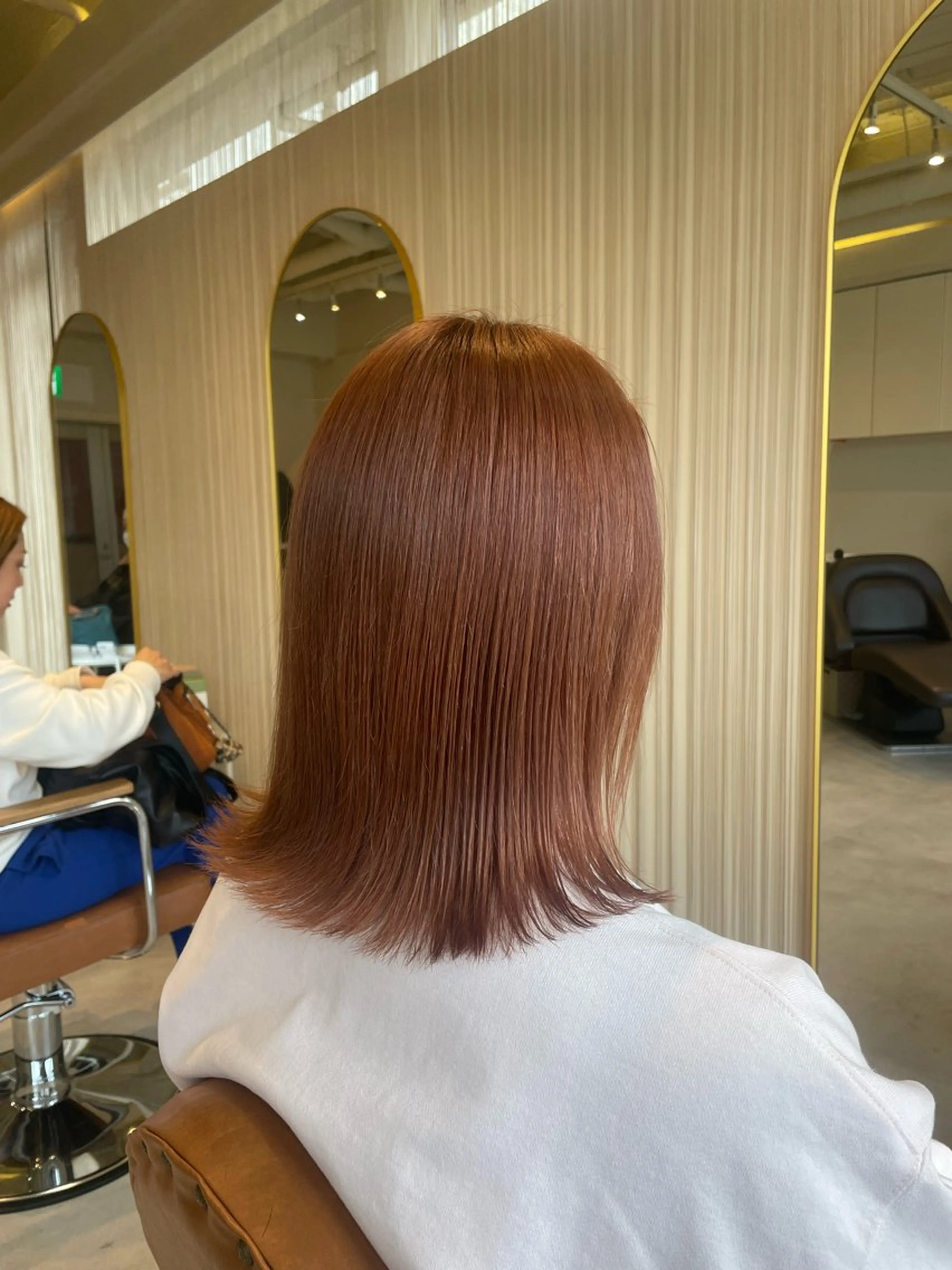 ミディアム カラー ヘアカラー 🍑宮川 愛菜🍑のヘアスタイル