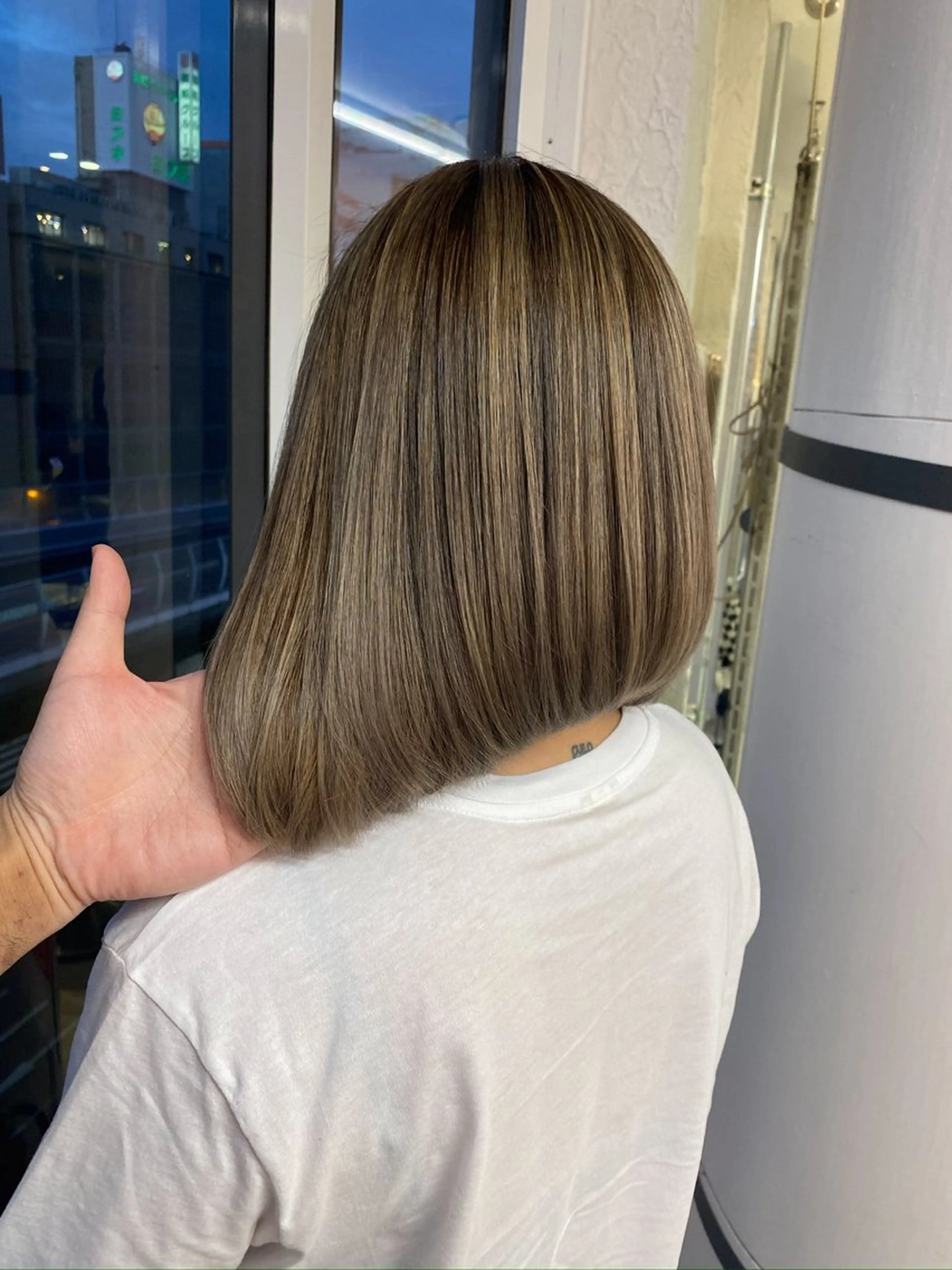 ミディアム カラー バレイヤージュ ボブ レイヤーカット ヘアカラー トリートメント welring hair salonのヘアスタイル
