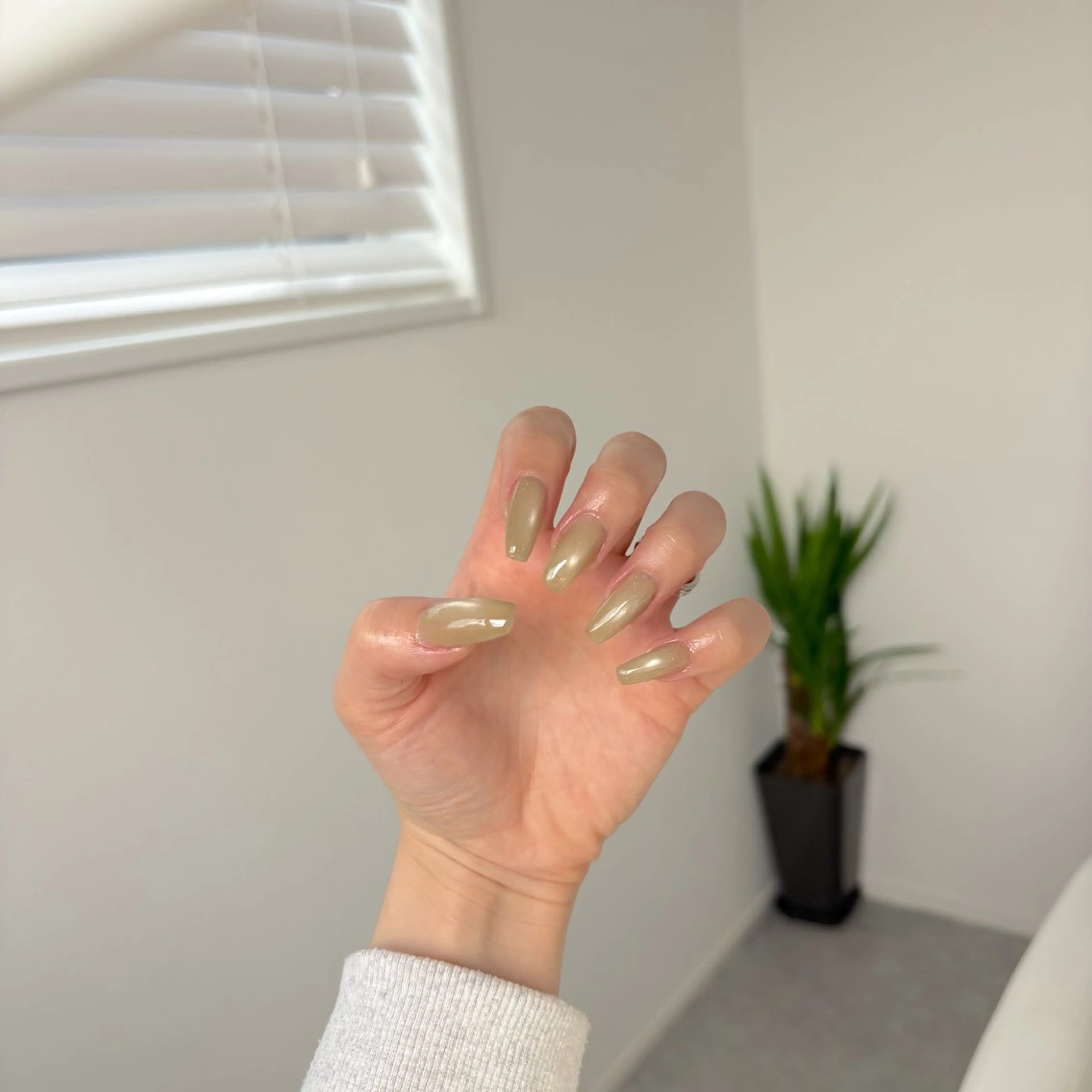 ネイル マグネットネイル オフィスネイル シンプルネイル ハンドネイル Nail Salon noiのネイルデザイン