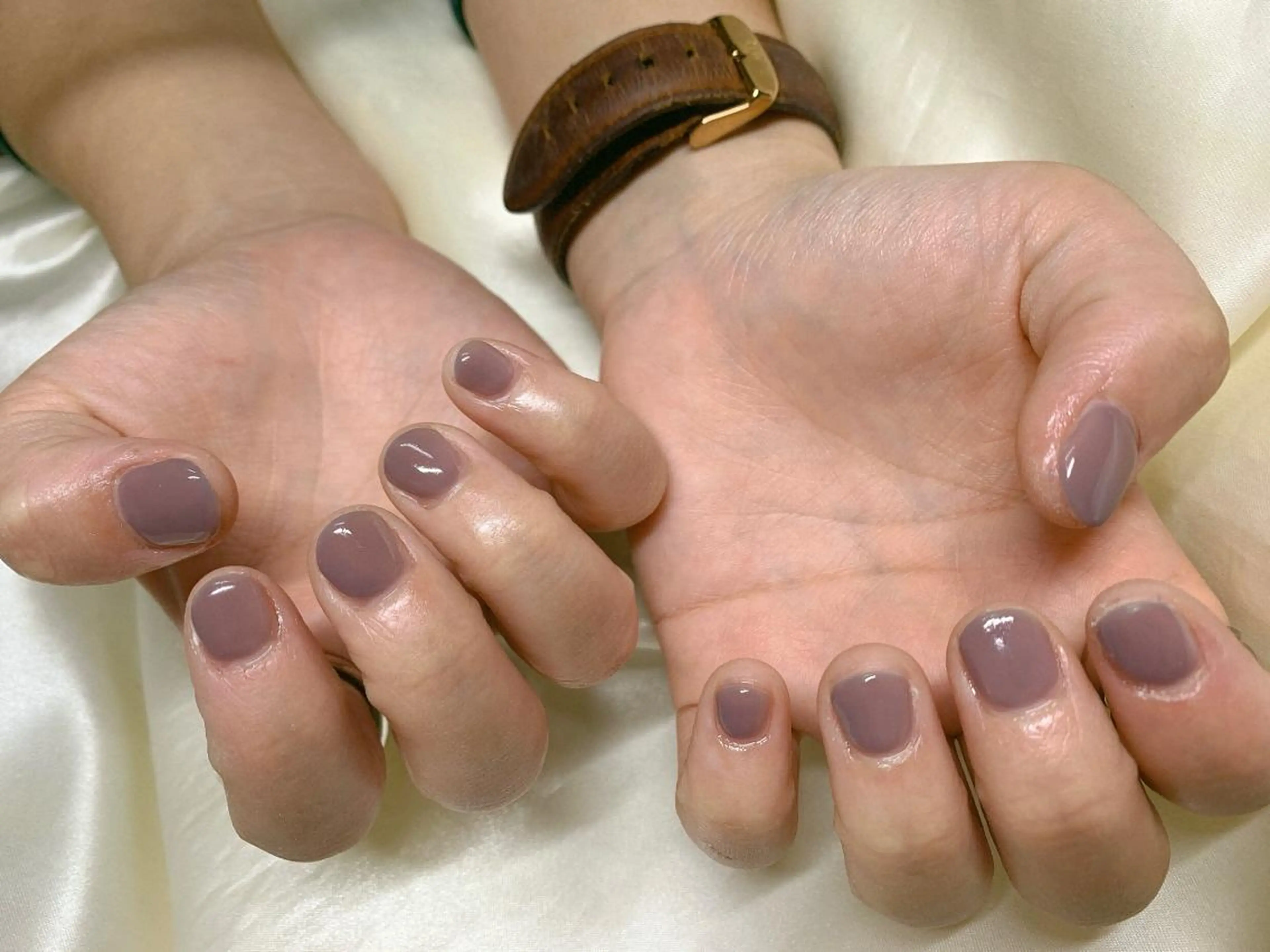 ネイル パープル ハンドネイル mogunail &blowのネイルデザイン