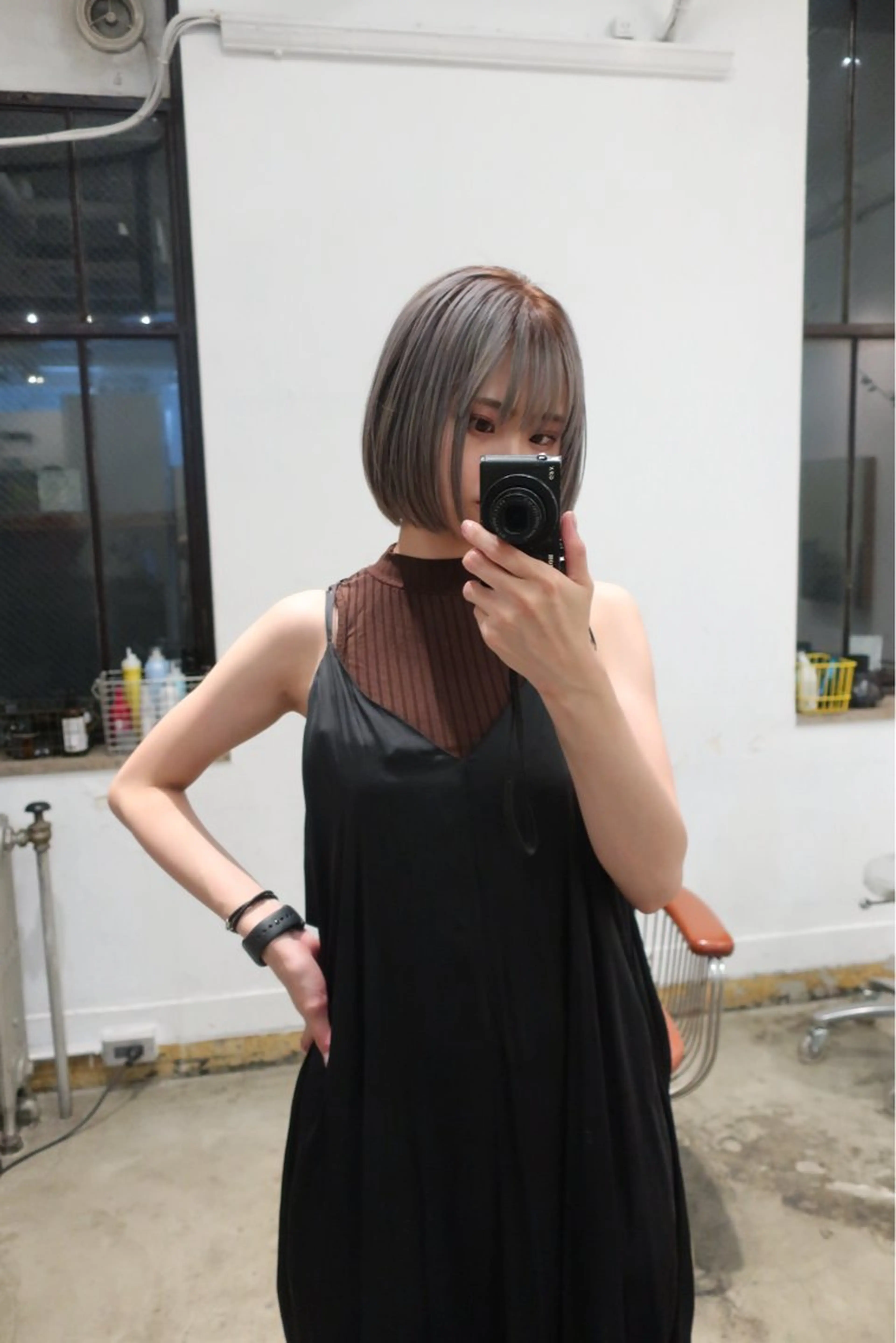 ミディアム カラー ボブ カット ヘアカラー ミタニ ナギサのヘアスタイル