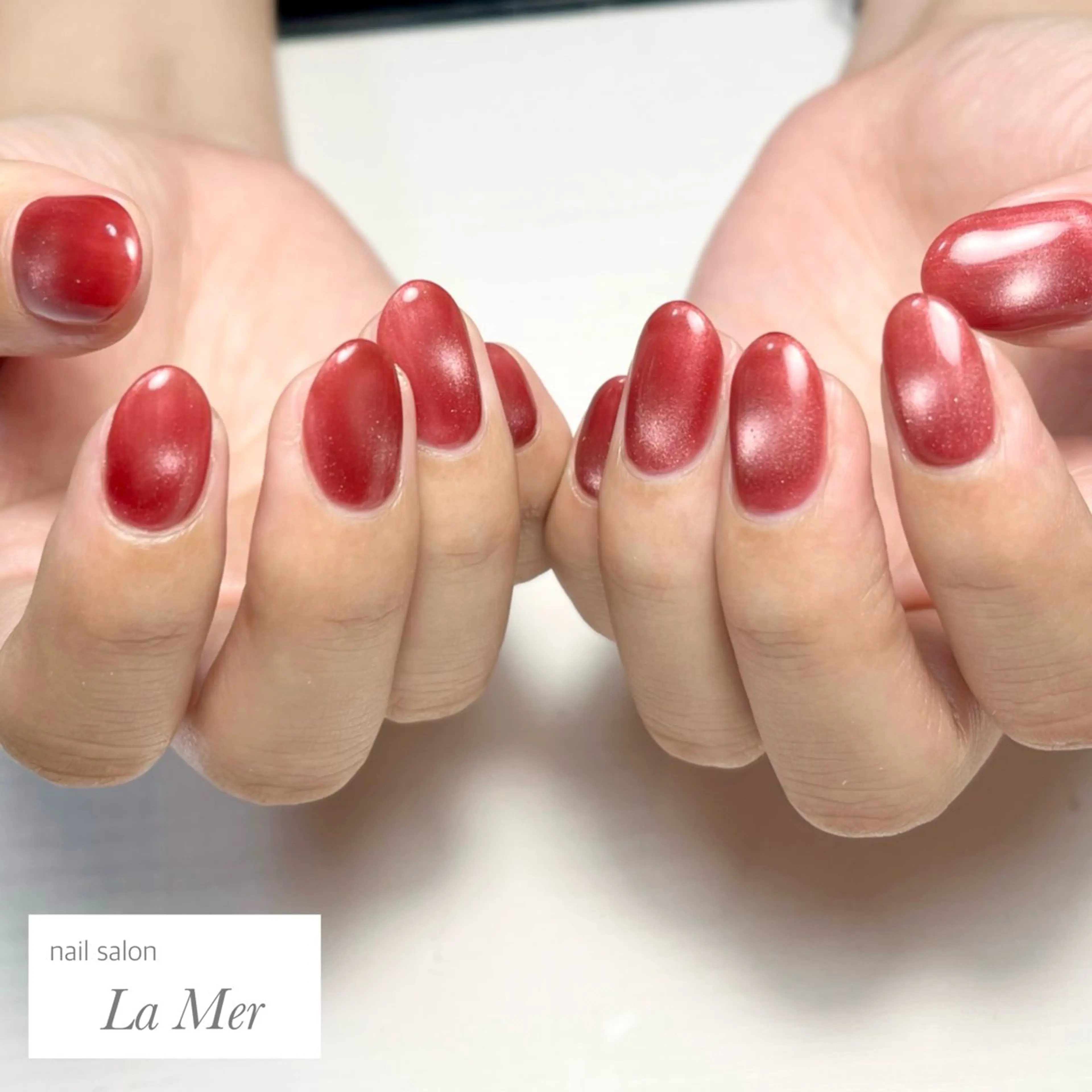 ネイル ボルドー マグネットネイル マグネットワンカラー ビー玉ネイル ワンカラーネイル nailsalon La Merのネイルデザイン