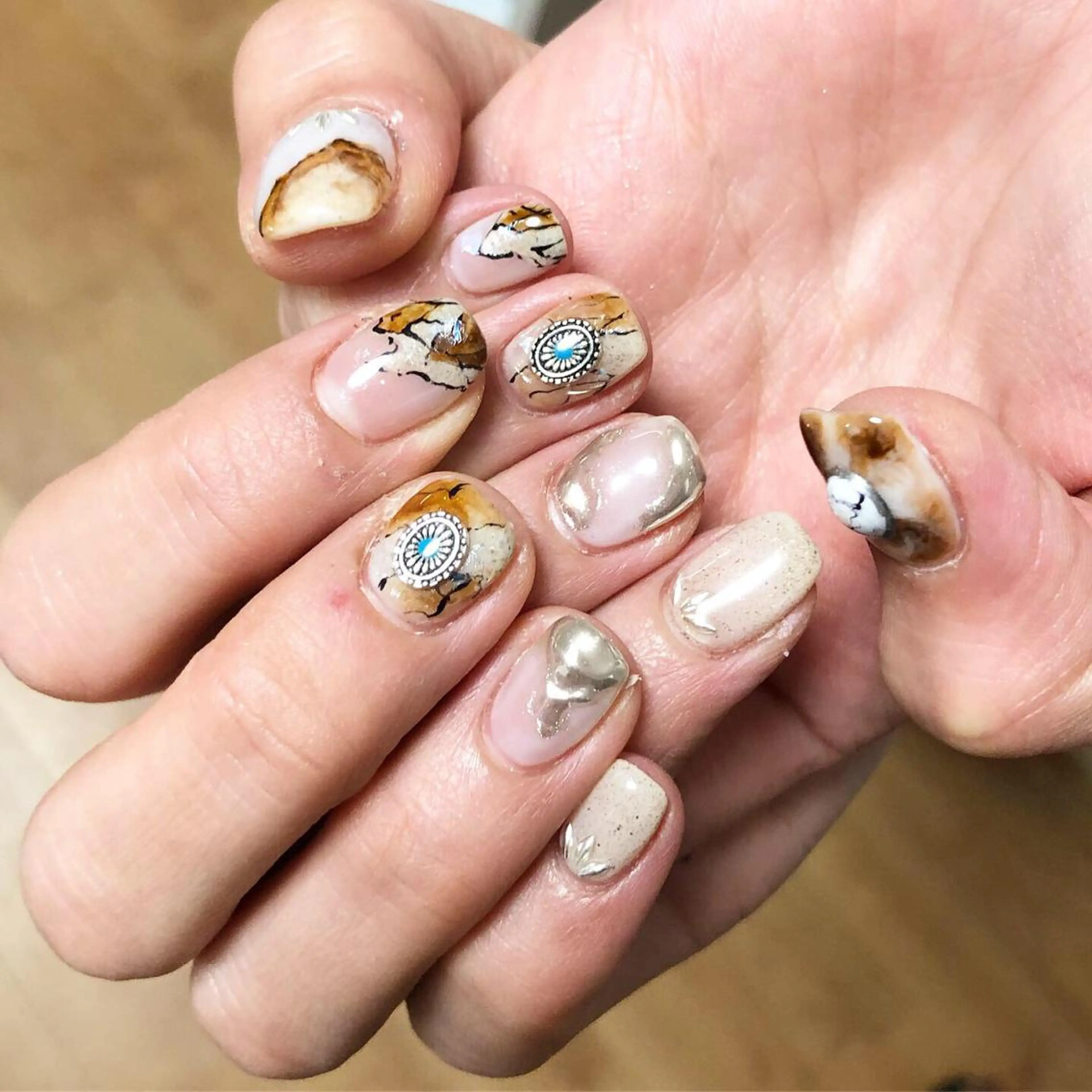 ネイル amour 川崎店のネイルデザイン