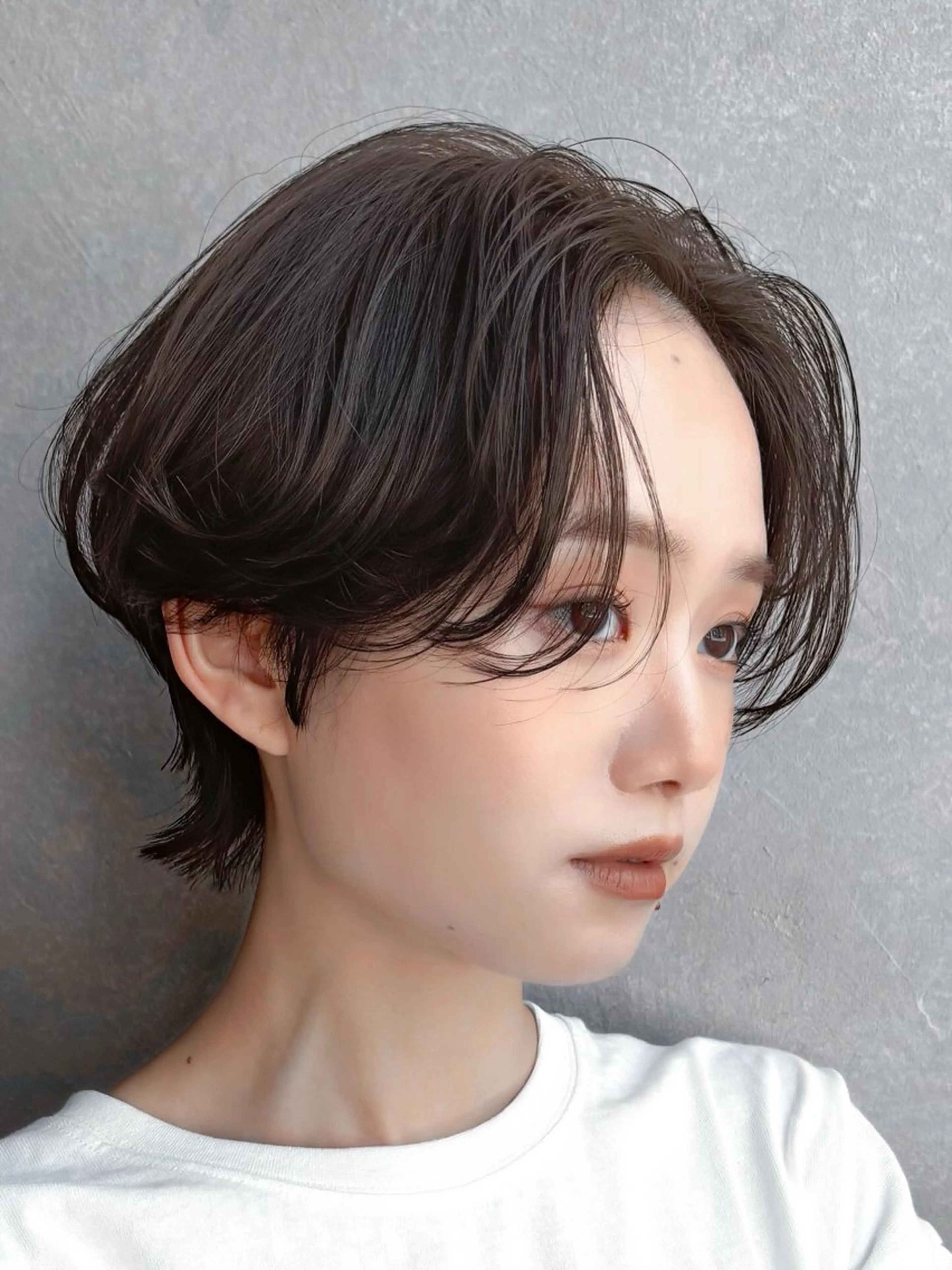 ショート パーマ 渡邊 百咲のヘアスタイル