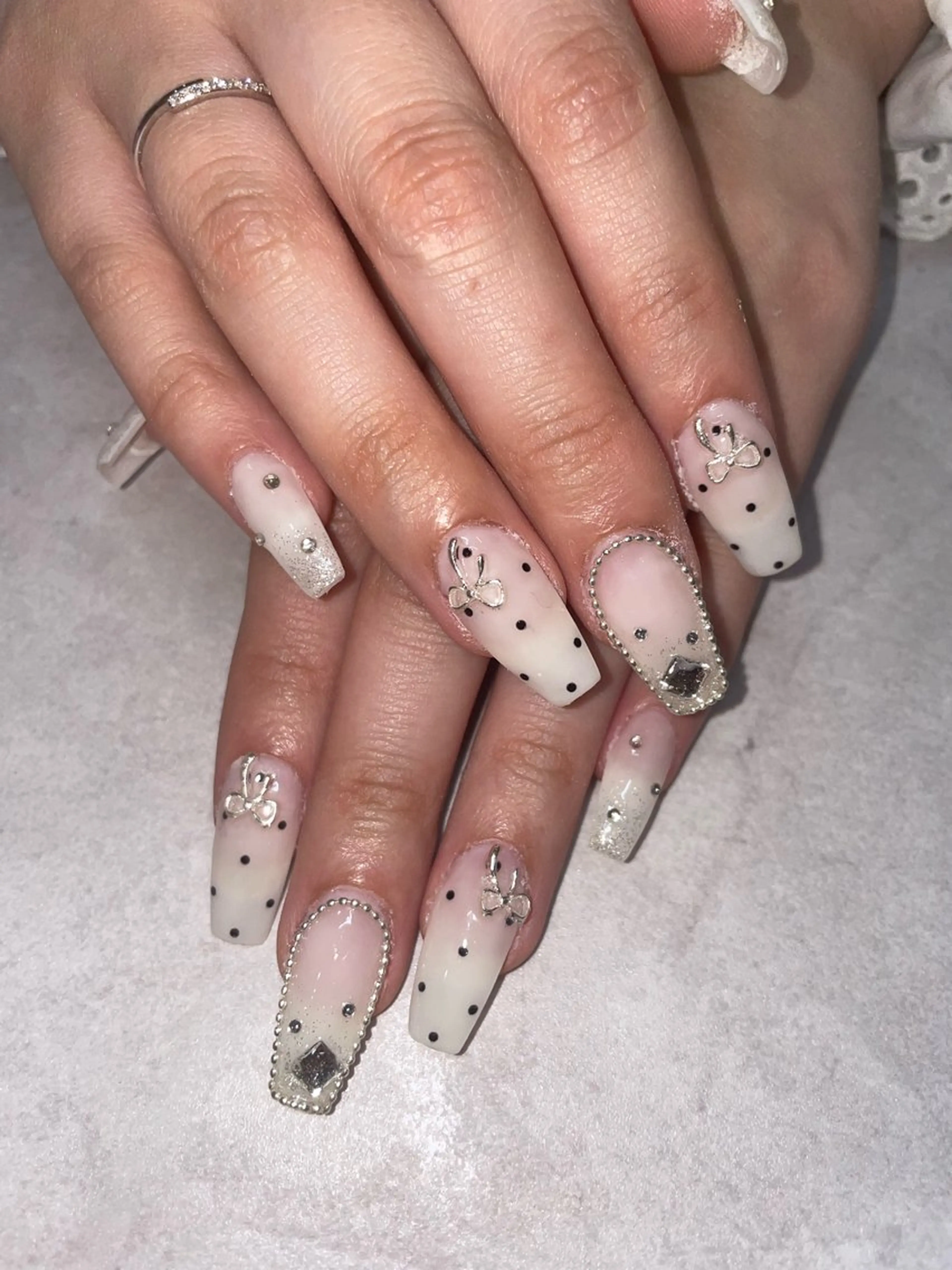 ネイル CHOUETTE yuiのネイルデザイン