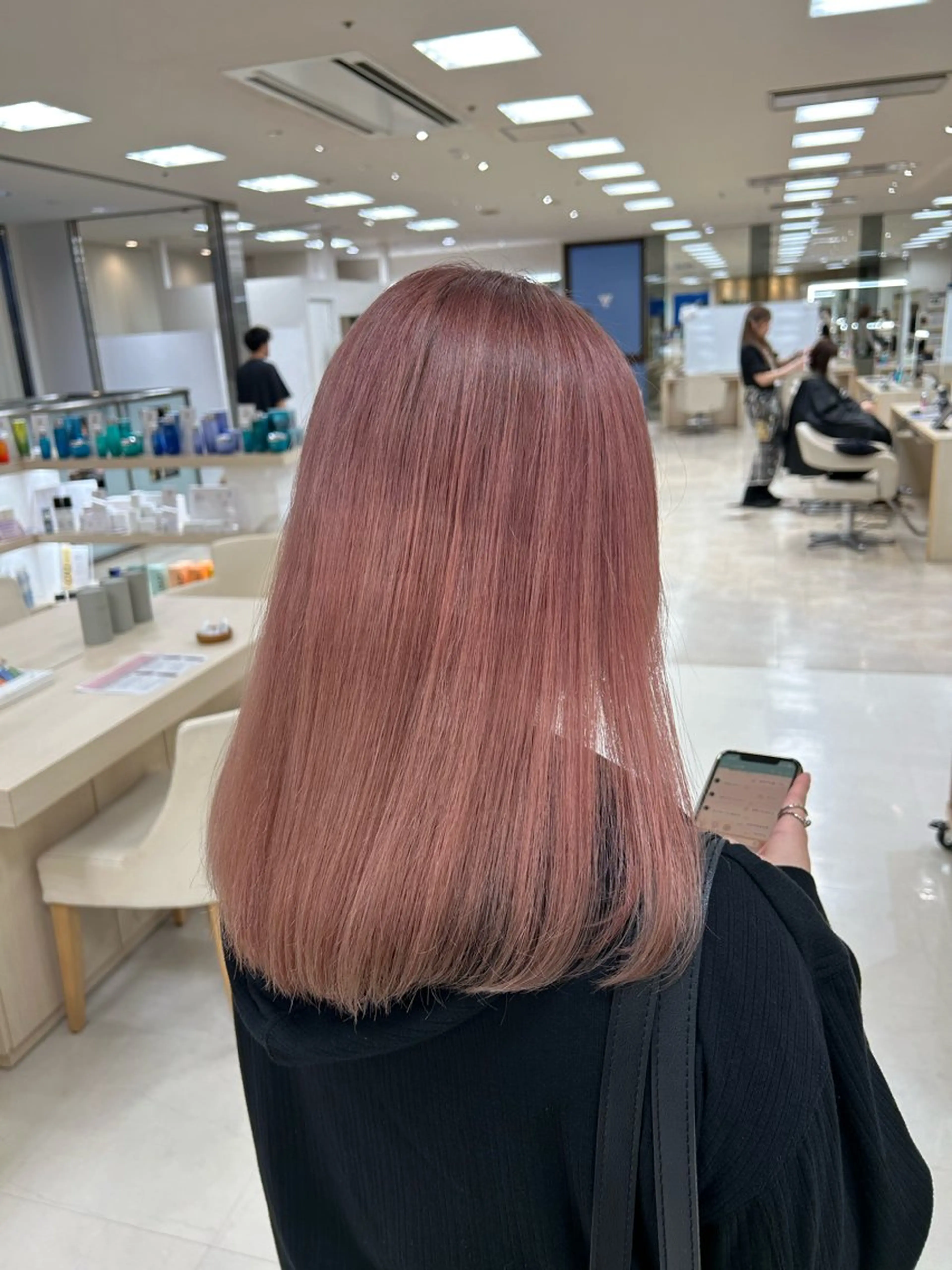 【🐰ミニモ限定クーポン🐰】カット+カラー+大人気❤️🔥Aujuaトリートメント✨️✨️プチ5分スパ付き🫧の写真