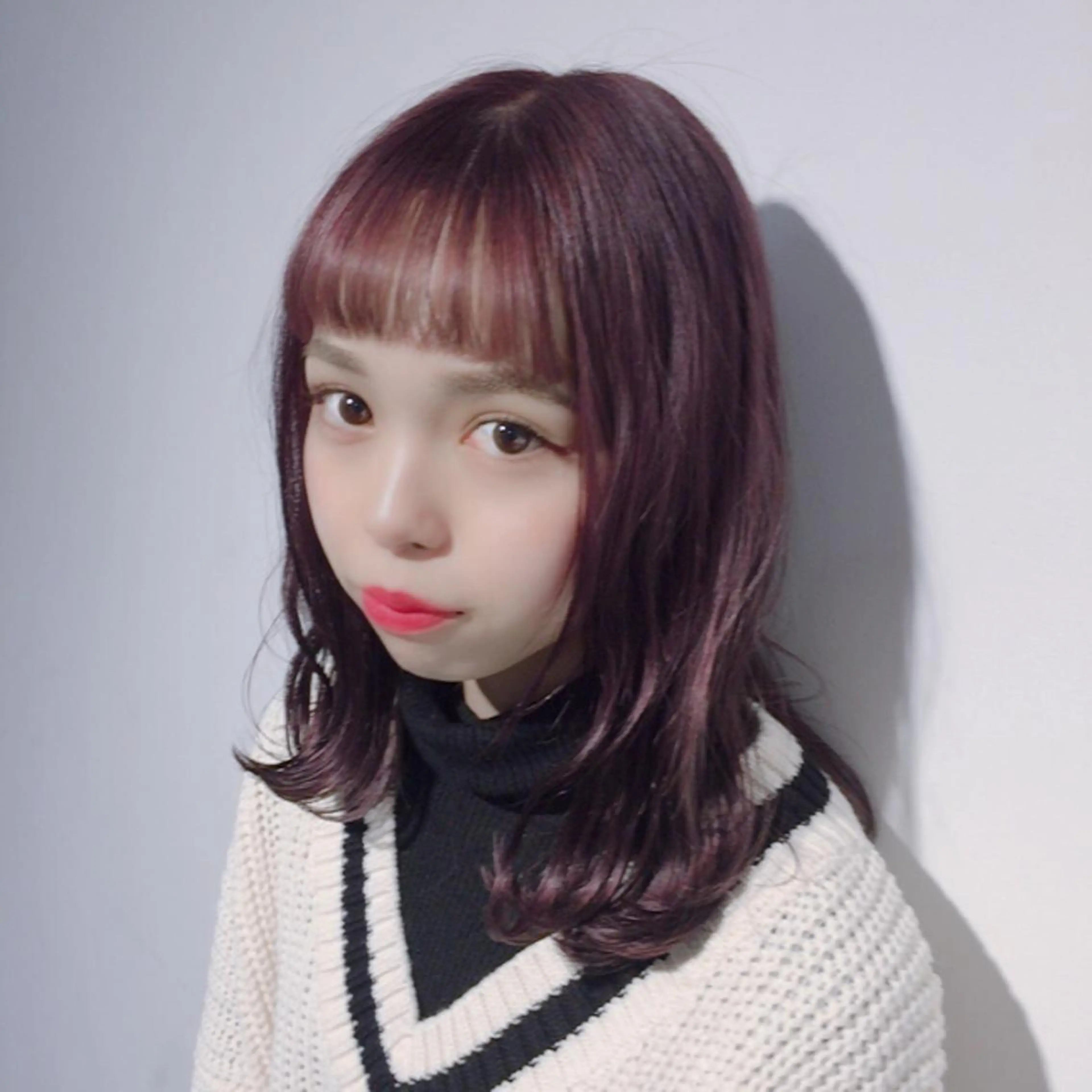 セミロング カラー ラベンダーカラー オン眉 シースルーバング 元重 宣博のヘアスタイル