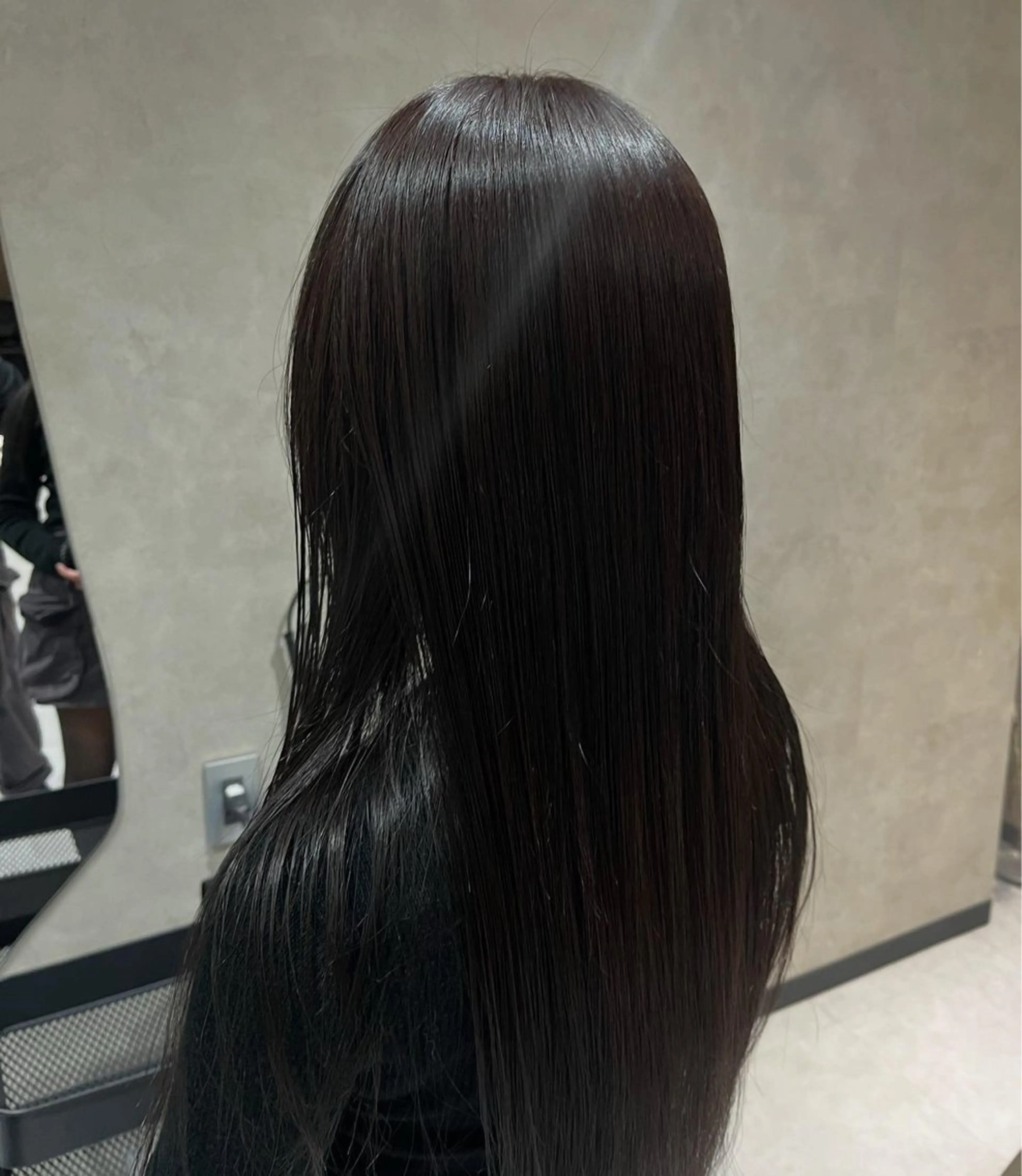 ロング カラー 透明感カラー 髪質改善 縮毛矯正 ヘアカラー 《.Xian》ナツミ /ボブ/顔周りカットのヘアスタイル