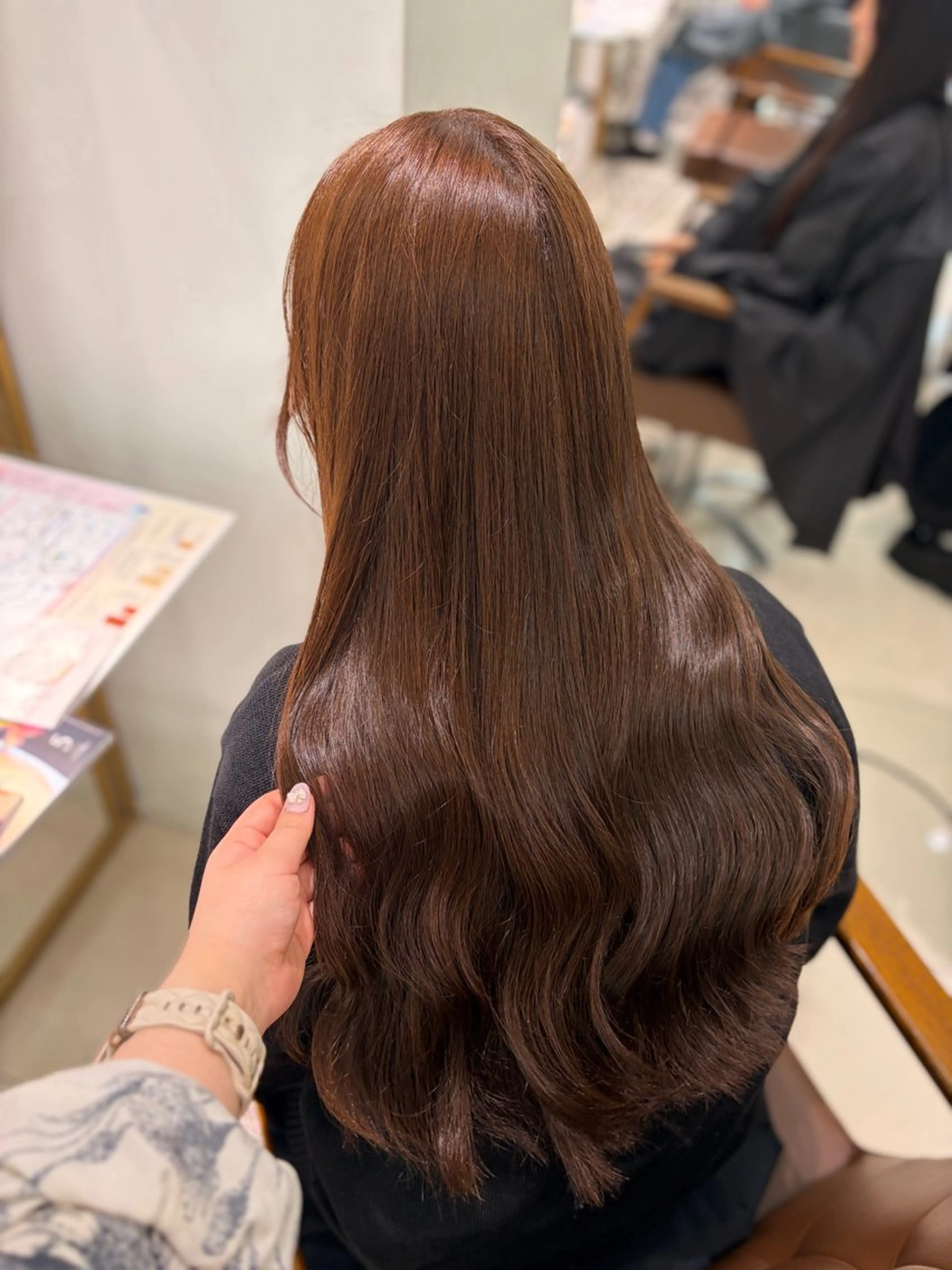 ロング カット ヘアカラー トリートメント 髪質改善🫧透明感 カラー💞はな🎀のヘアスタイル