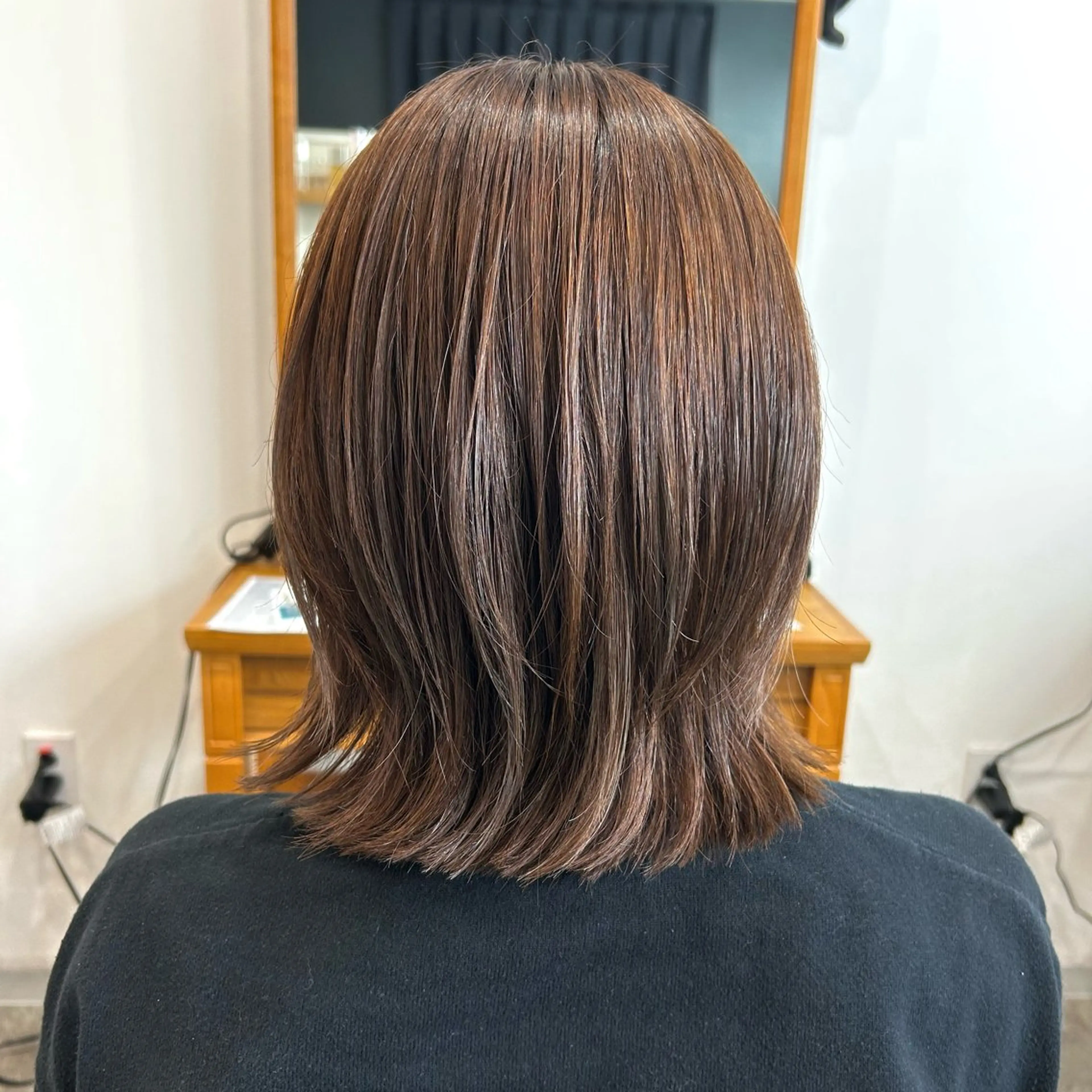 ミディアム ボブレイヤー ボブ レイヤーカット カット ヘアカラー トリートメント 牧 ゆりか𓋈のヘアスタイル