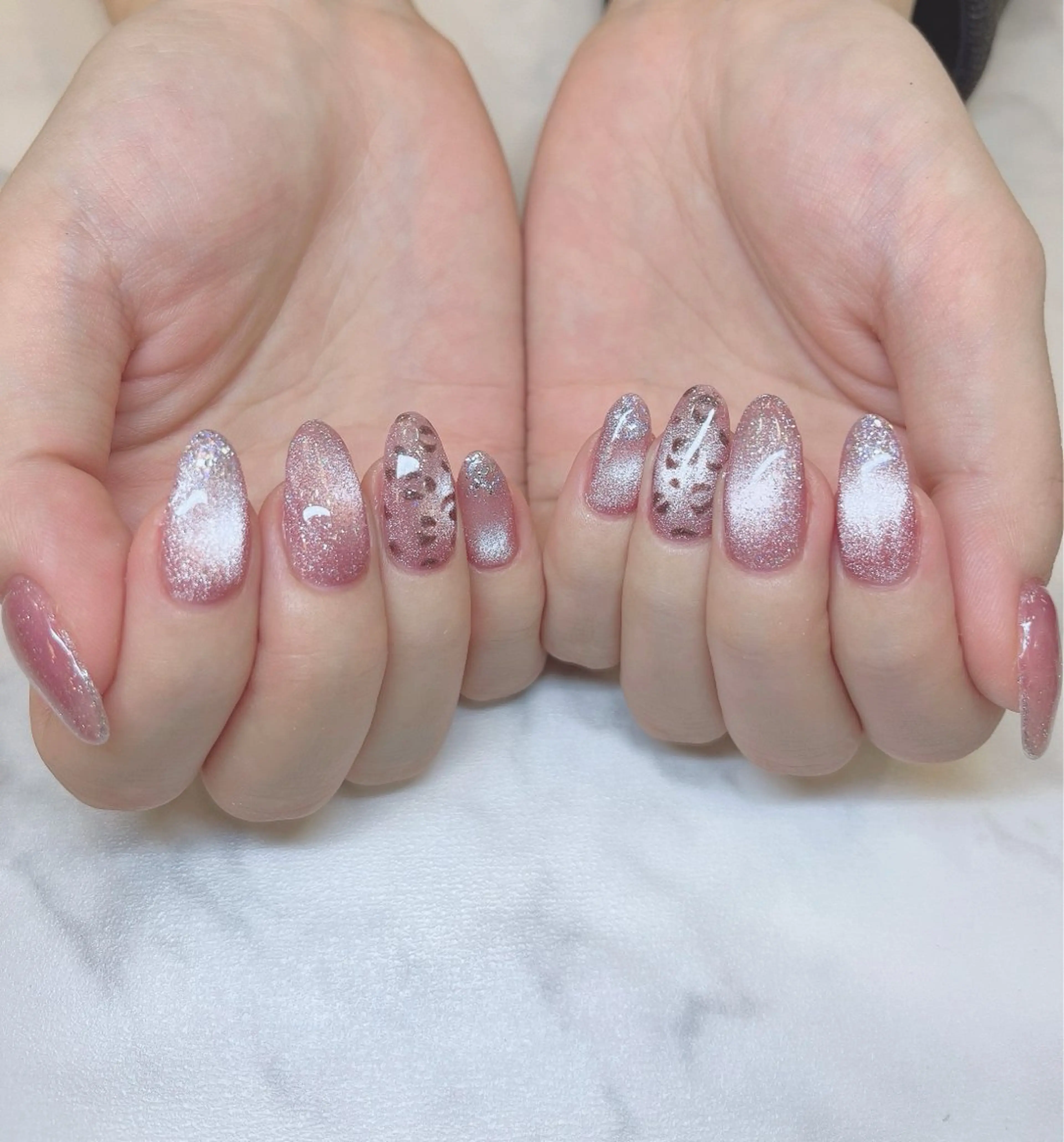 ネイル シルバー 渡邉 真衣のネイルデザイン