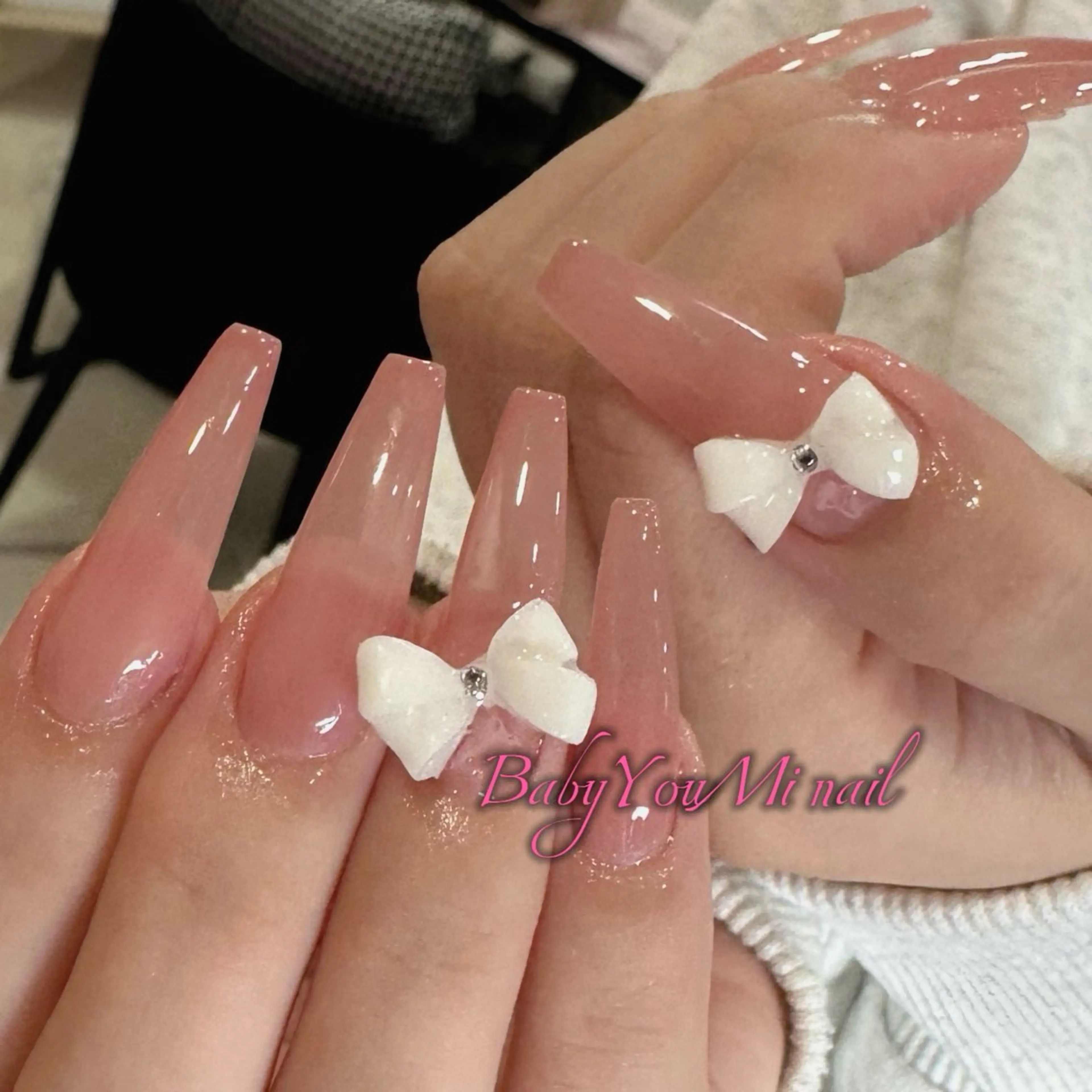 ネイル オーロラネイル 成人式 フットネイル フレンチネイル ジェルネイル ハンドネイル Oomiya 服部のネイルデザイン