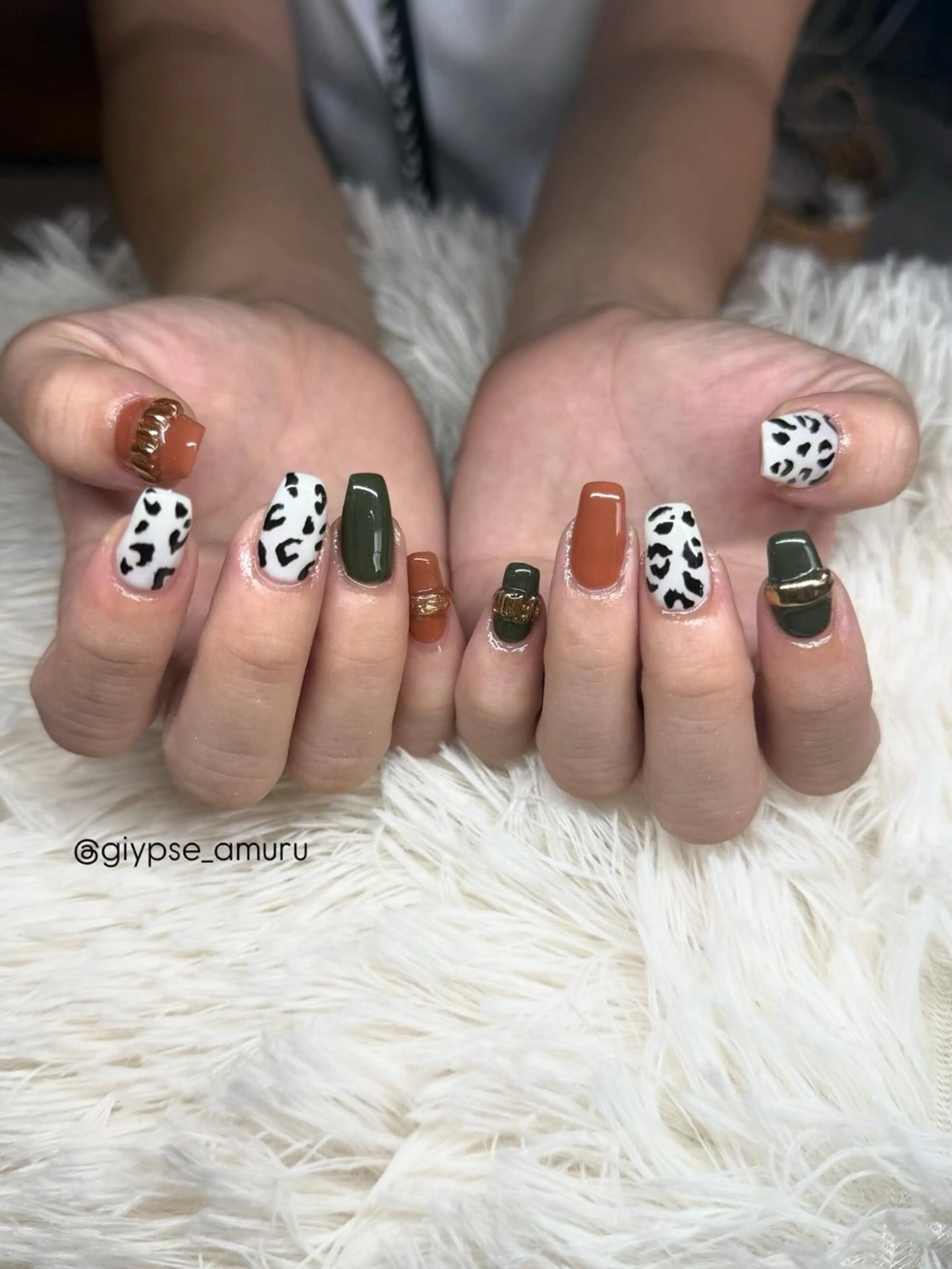 ネイル アートネイル Giypsē amuruのネイルデザイン