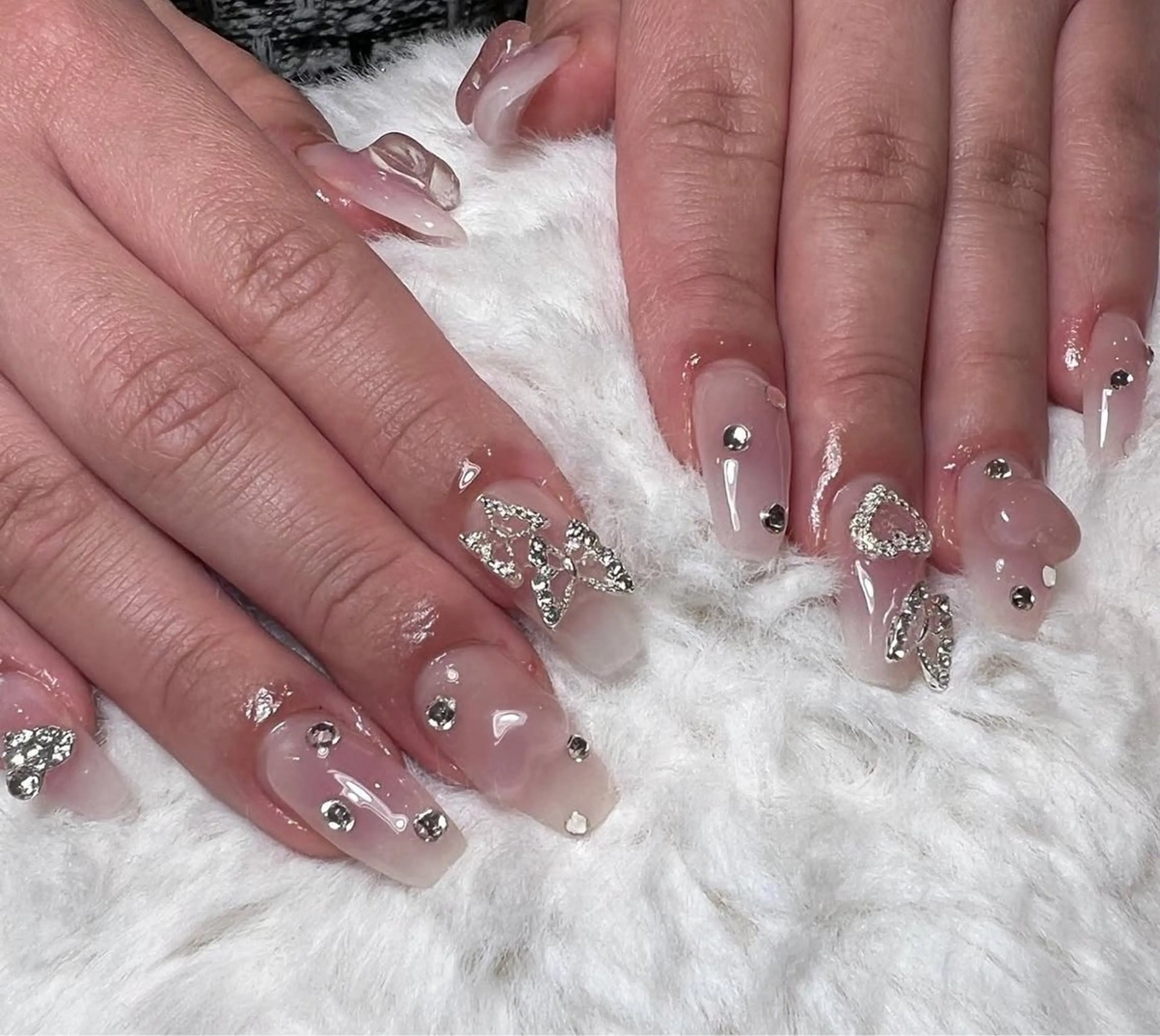 ネイル えくにゃん所属・AMAGASAKI LISAのネイルデザイン