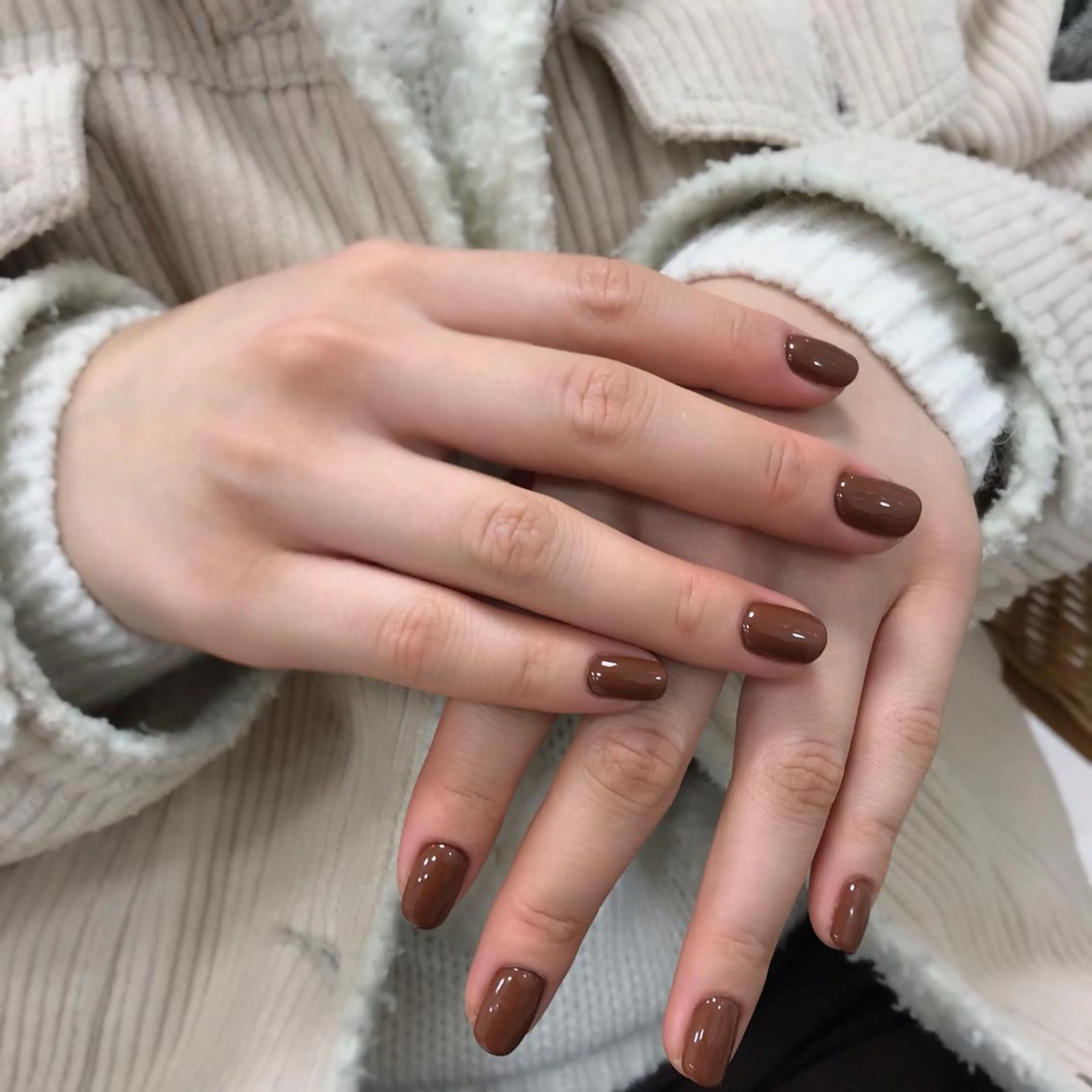 ネイル ジェルネイル オフィスネイル ワンカラーネイル シンプルネイル 冬ネイル ハンドネイル para ☀︎ sol by BECK所属・Para Sol nail　Maoのネイルデザイン