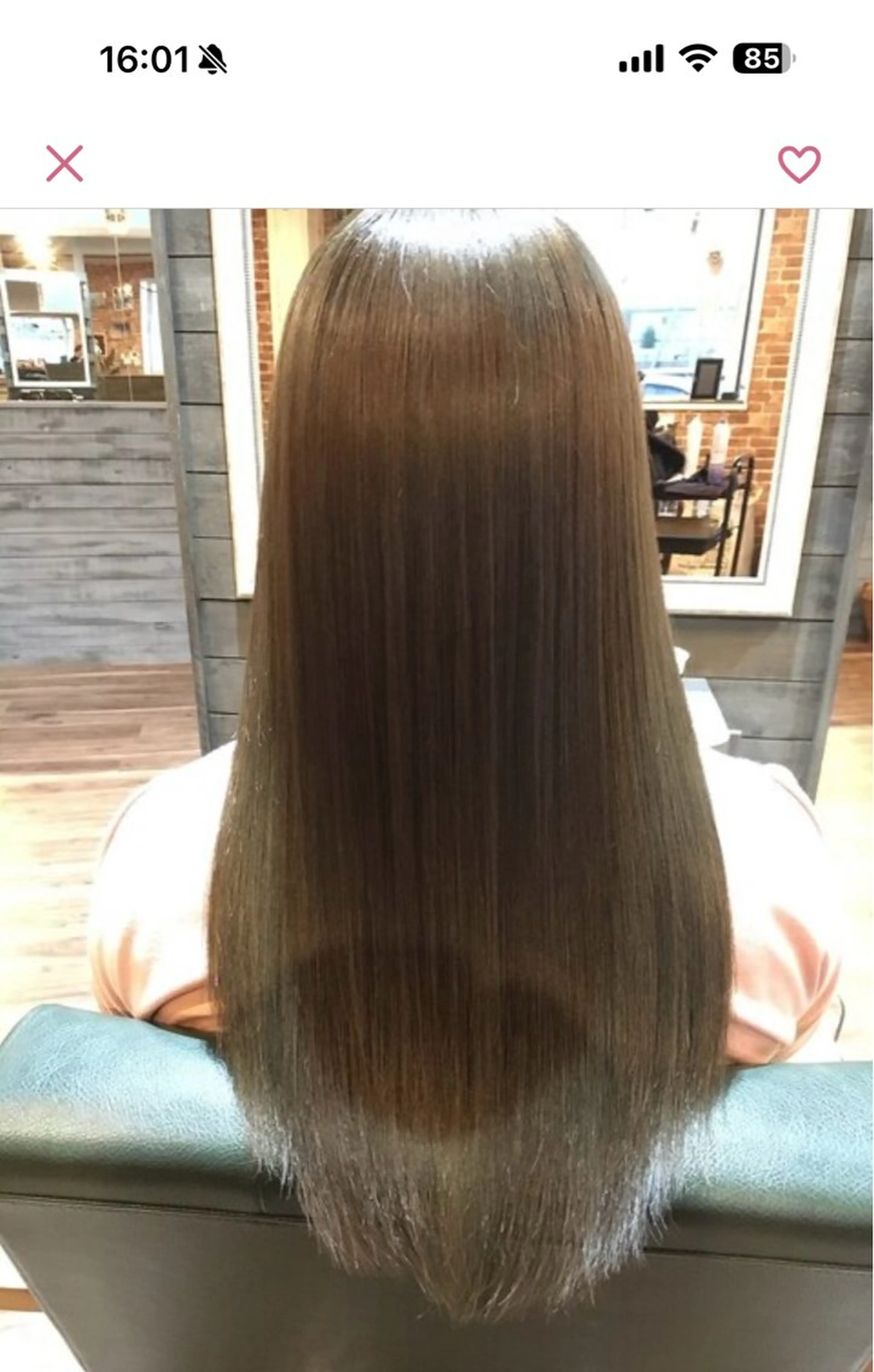 カラー 小川 優のヘアスタイル