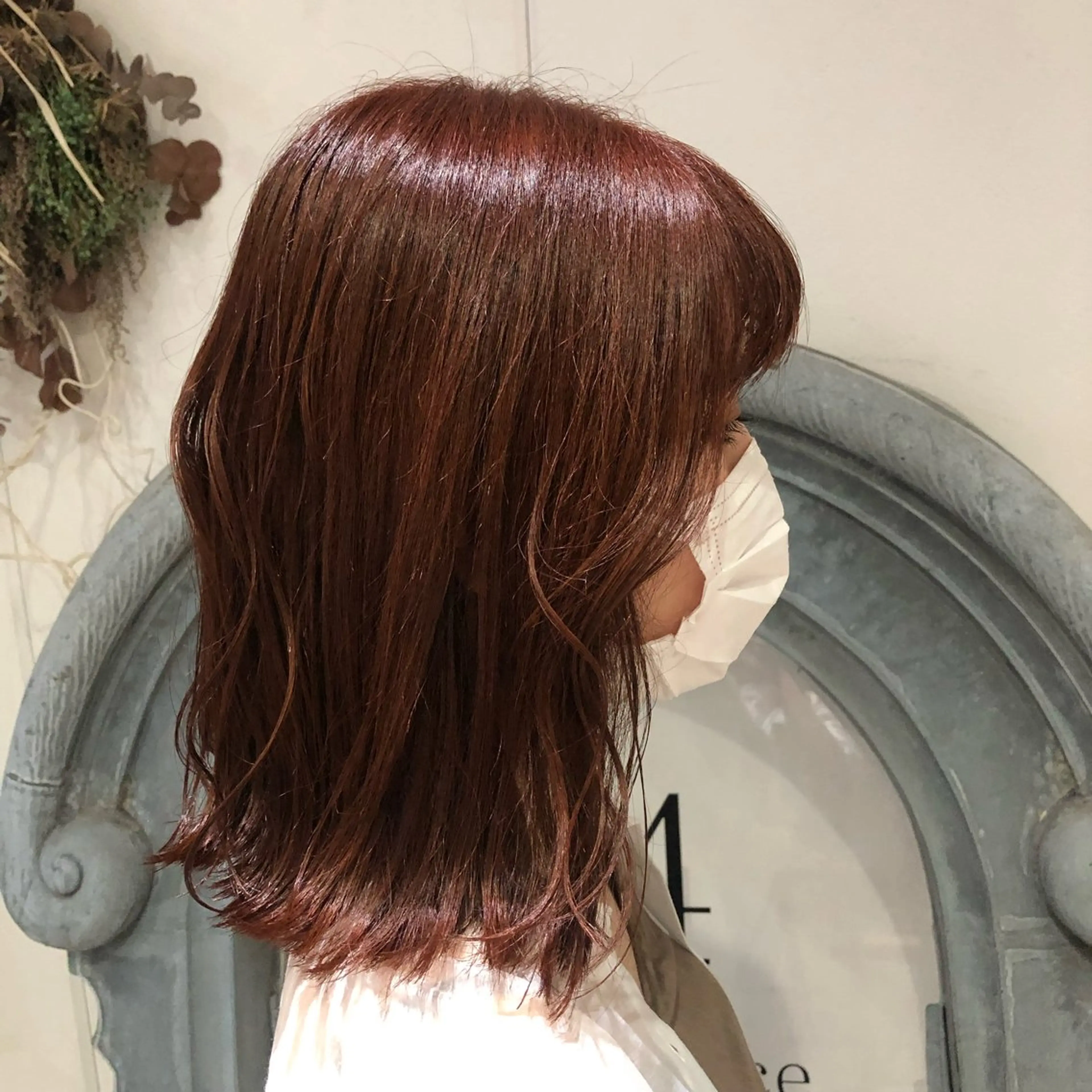 ミディアム ヘアカラー 高津 千慧のヘアスタイル