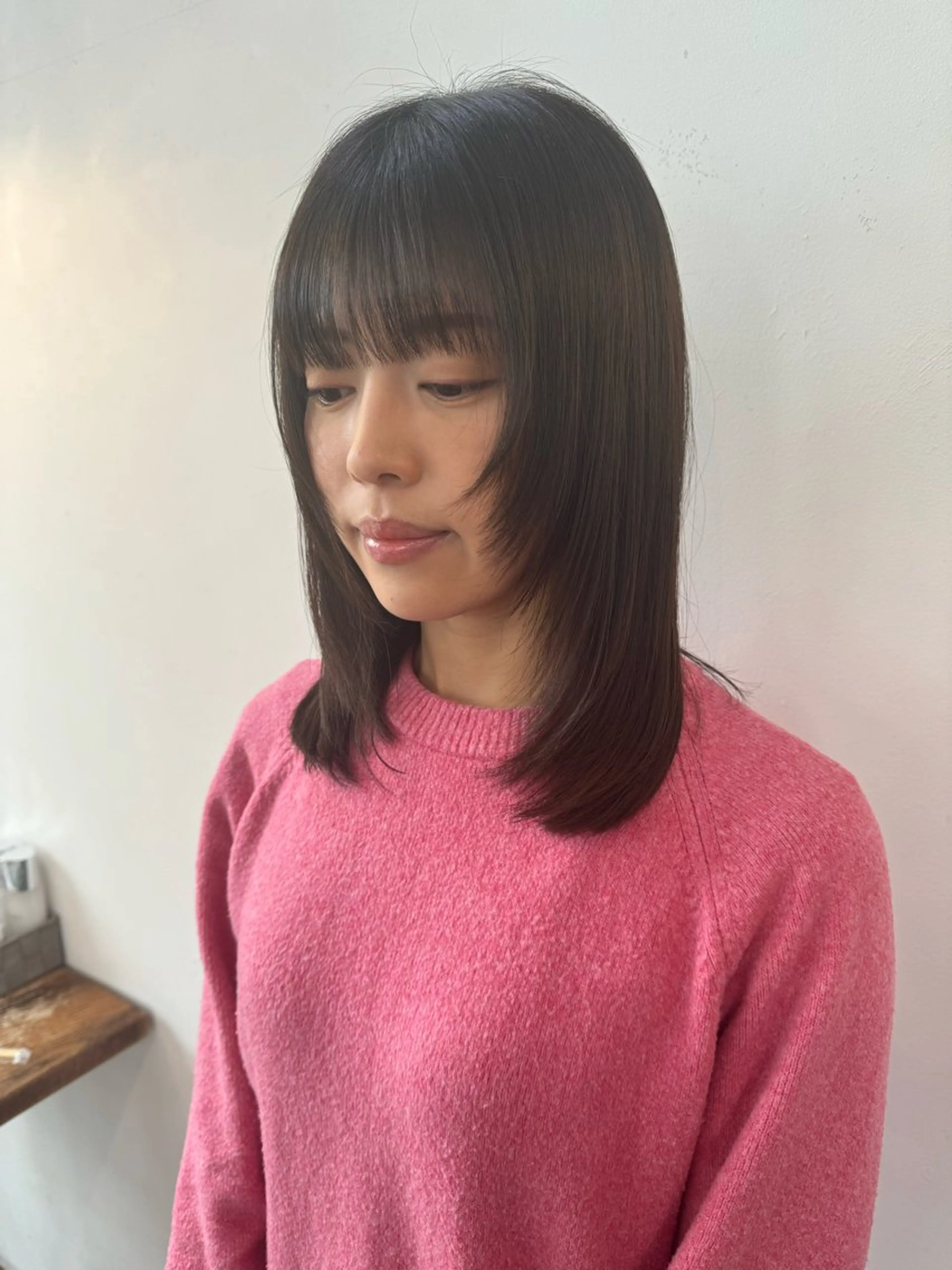 ロング 顔周りカット レイヤーカット 小顔カット Belle 銀座5丁目店所属・Maki /Jr.スタイリストのヘアスタイル