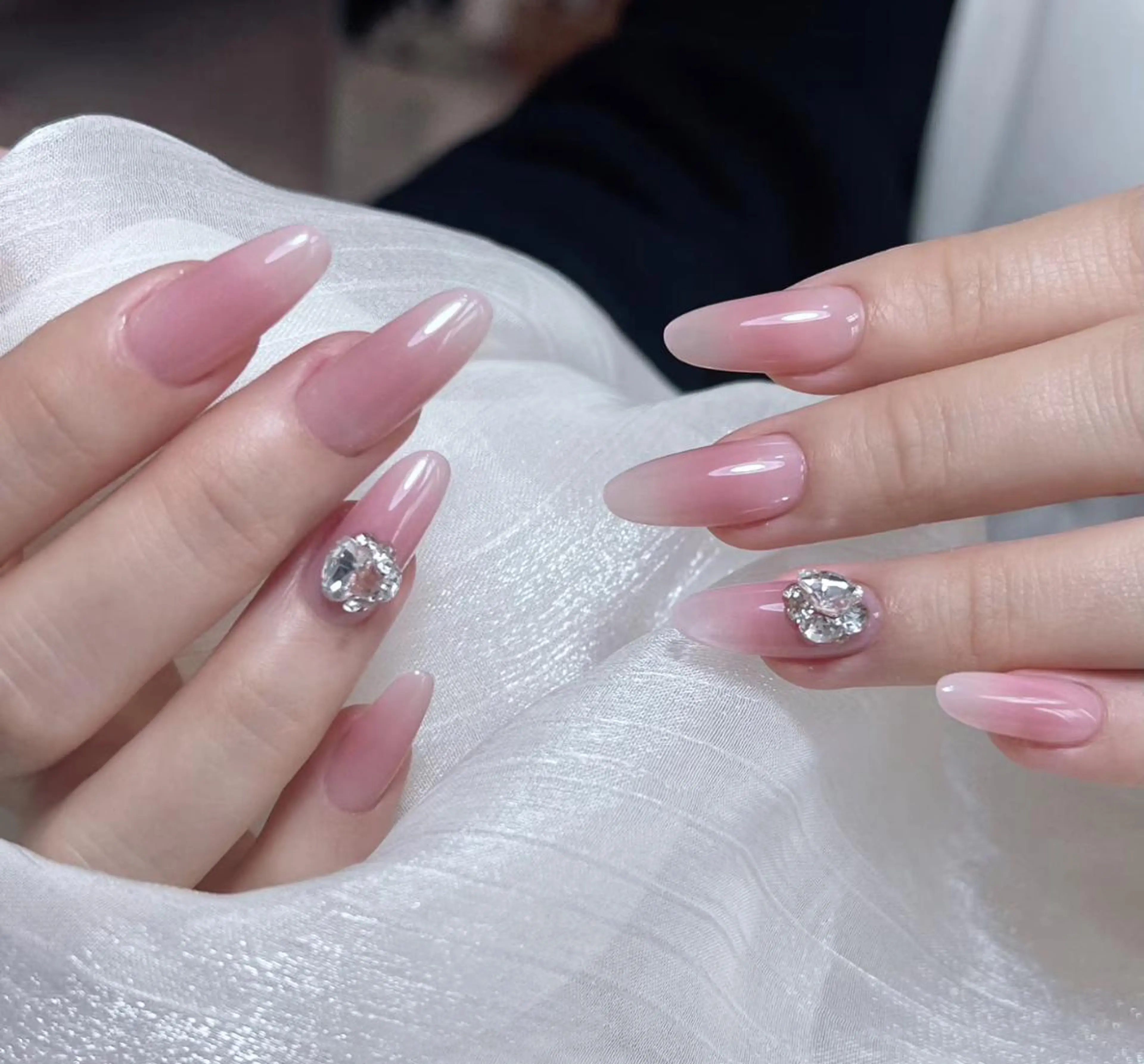ネイル ハンドネイル 🎀 Ayaka_nailのネイルデザイン