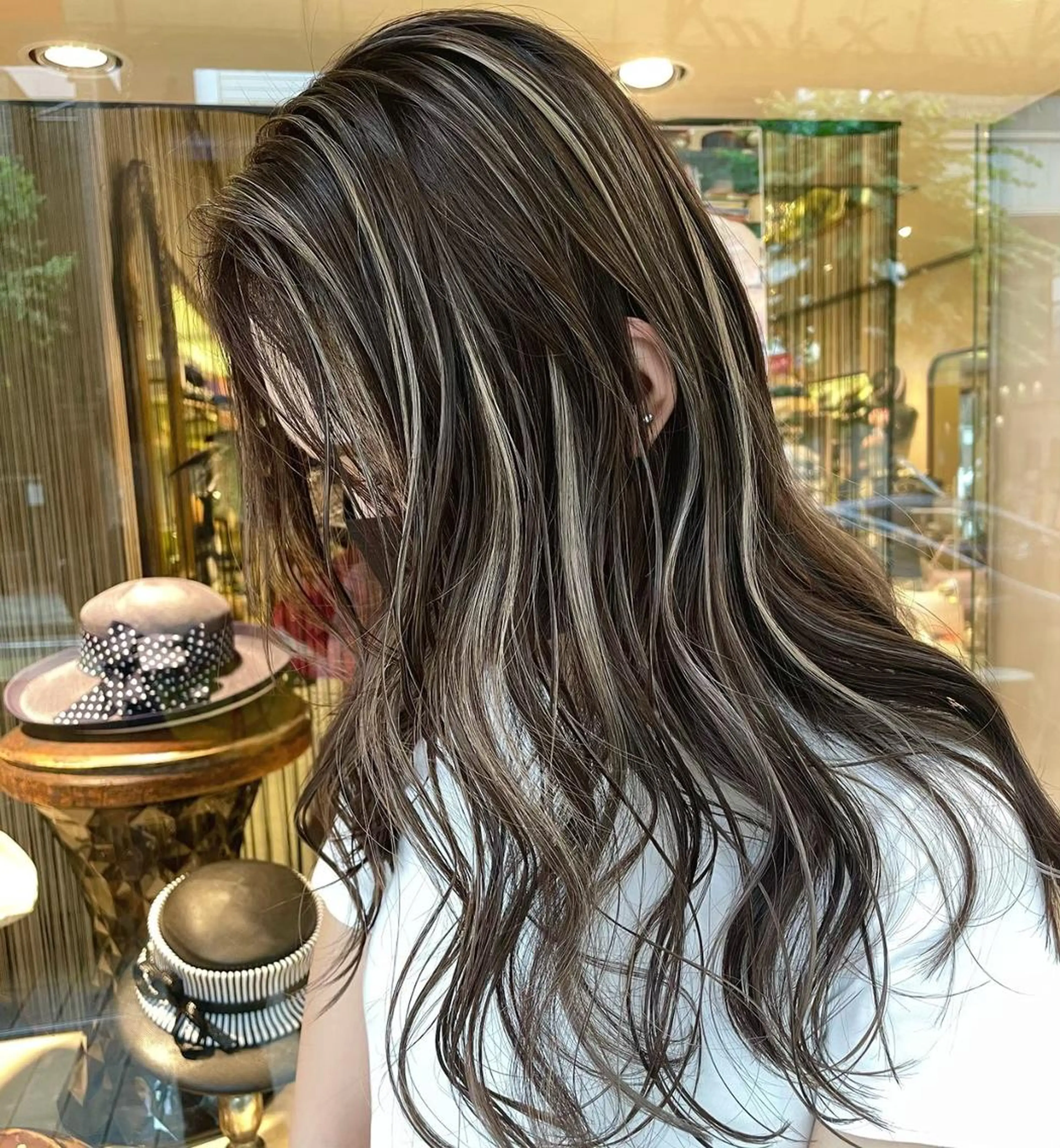 カラー カット ヘアカラー ＿WHITE鳳店 アンダーバーホワイトのヘアスタイル